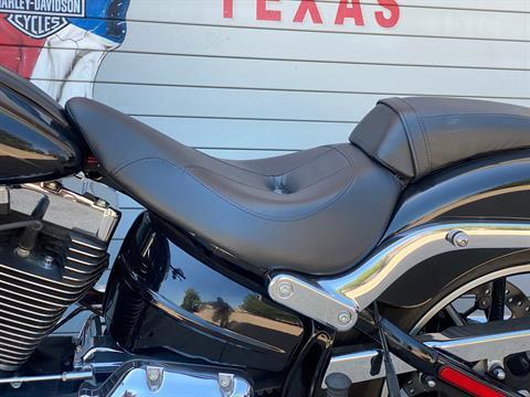 2016 Harley-Davidson Breakout® in Grand Prairie, Texas - Photo 16