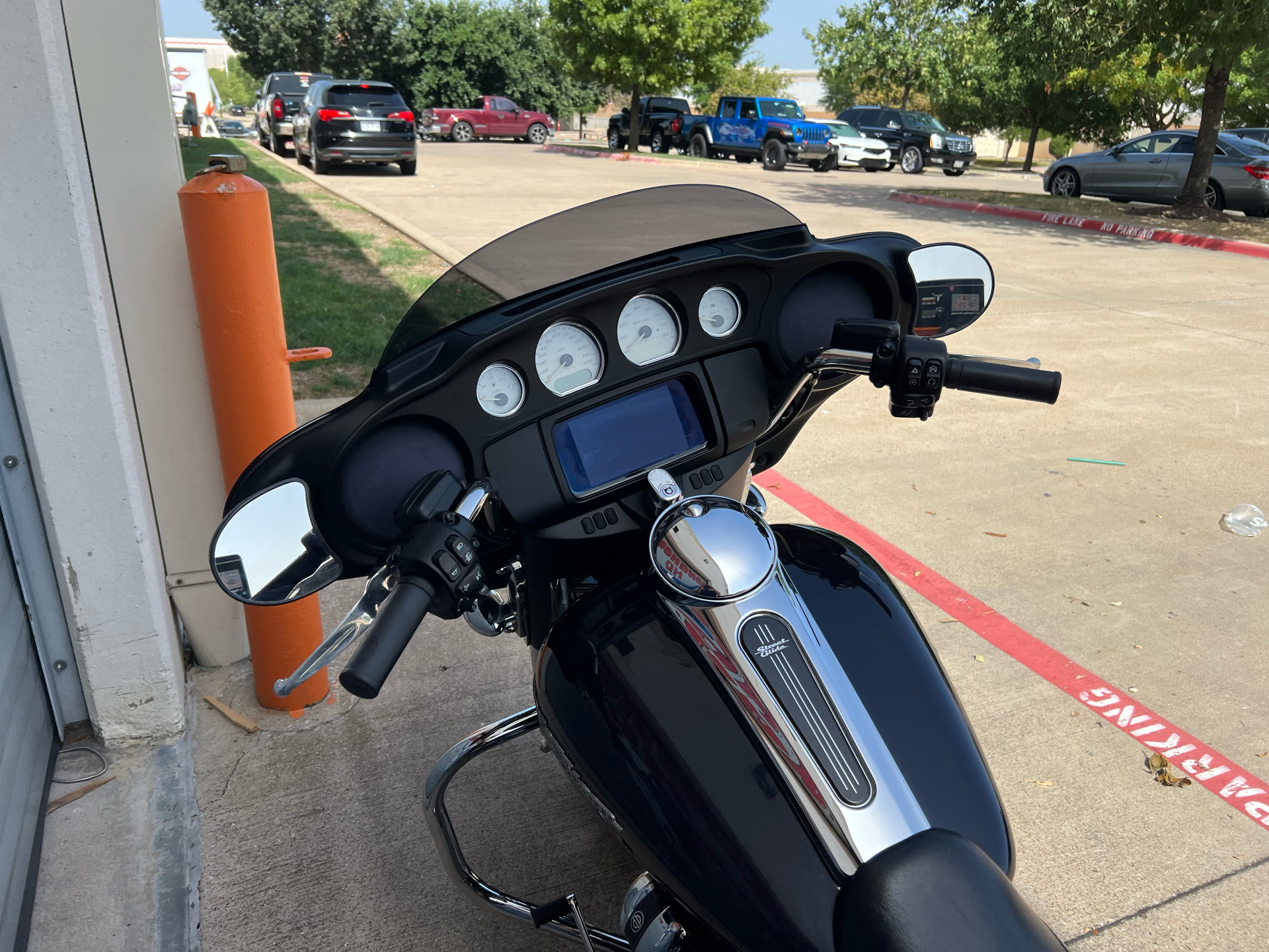 2020 Harley-Davidson Street Glide® in Grand Prairie, Texas - Photo 7