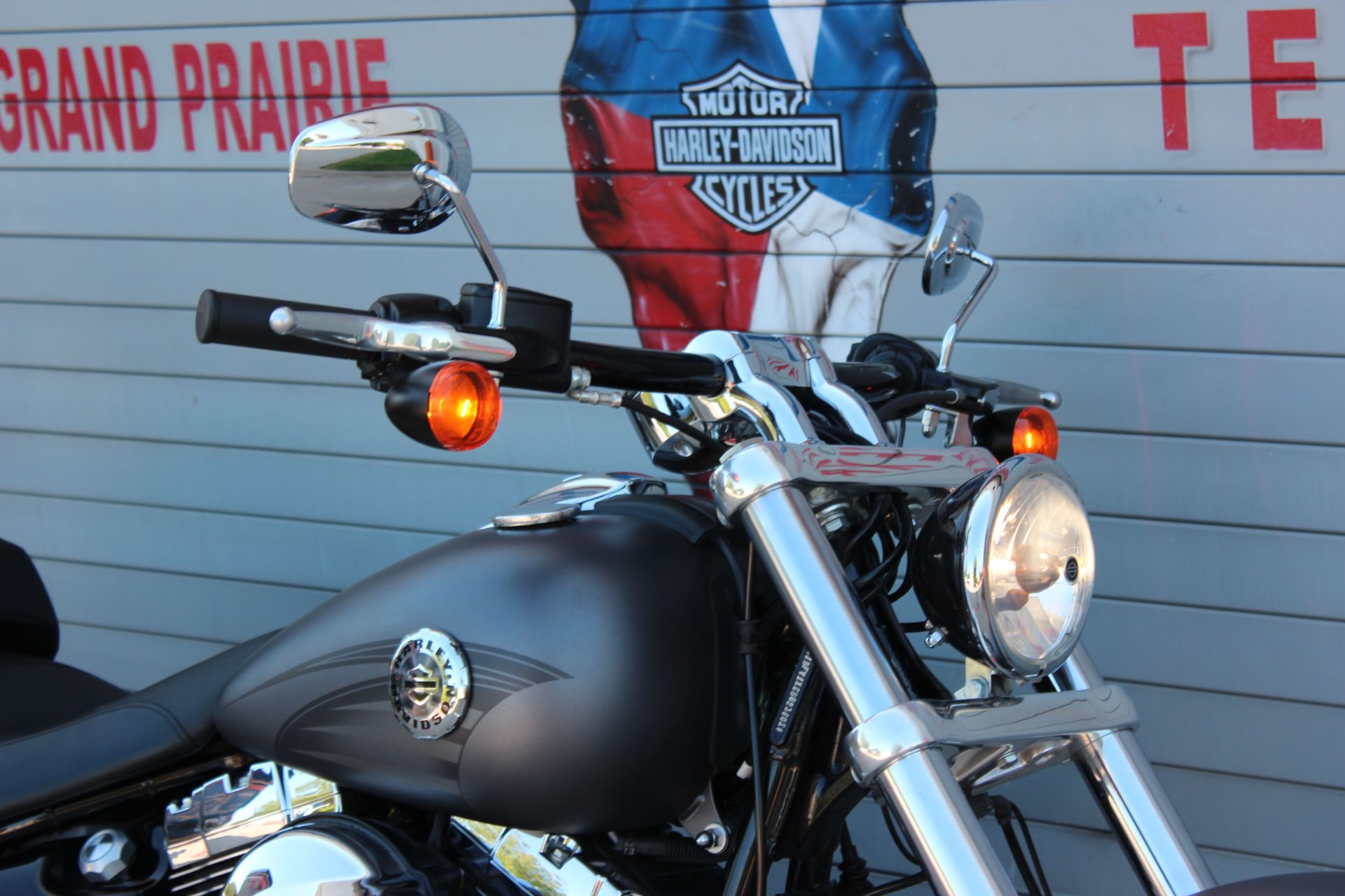 2016 Harley-Davidson Breakout® in Grand Prairie, Texas - Photo 2