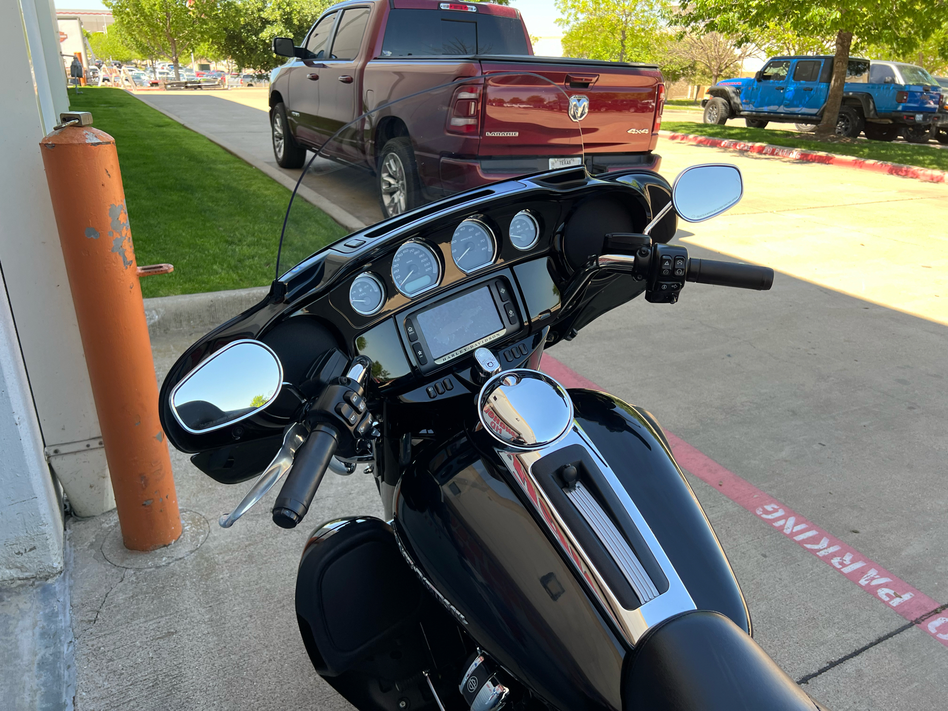2017 Harley-Davidson Ultra Limited in Grand Prairie, Texas - Photo 7