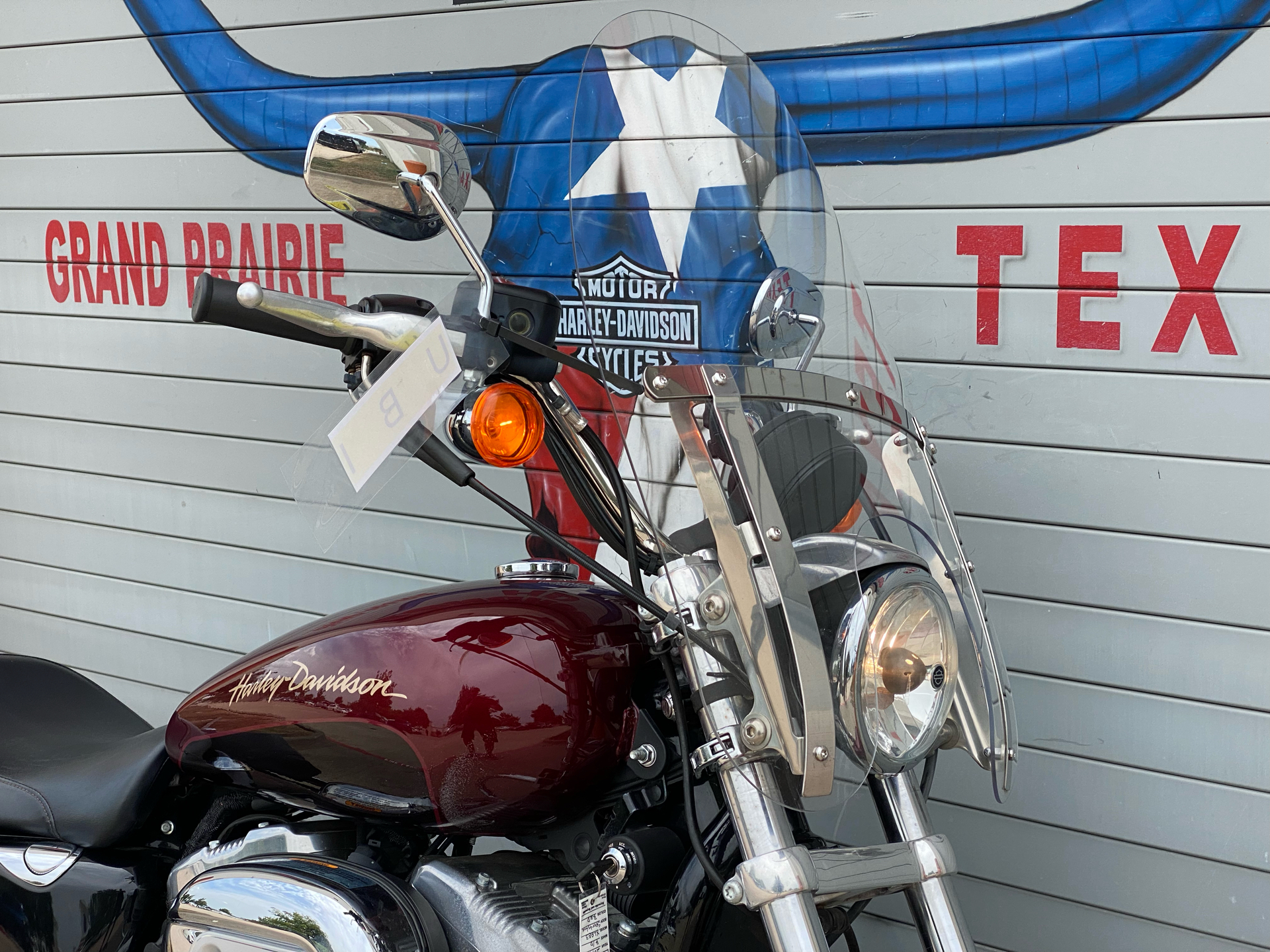 2014 Harley-Davidson Sportster® SuperLow® in Grand Prairie, Texas - Photo 2
