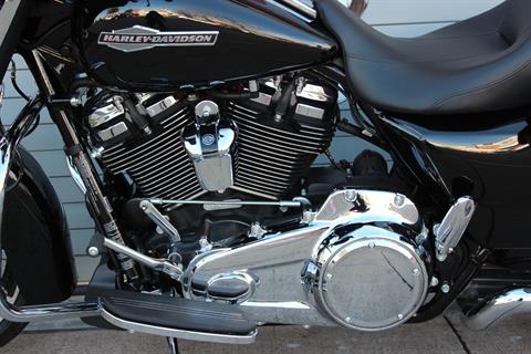 2021 Harley-Davidson Street Glide® in Grand Prairie, Texas - Photo 18
