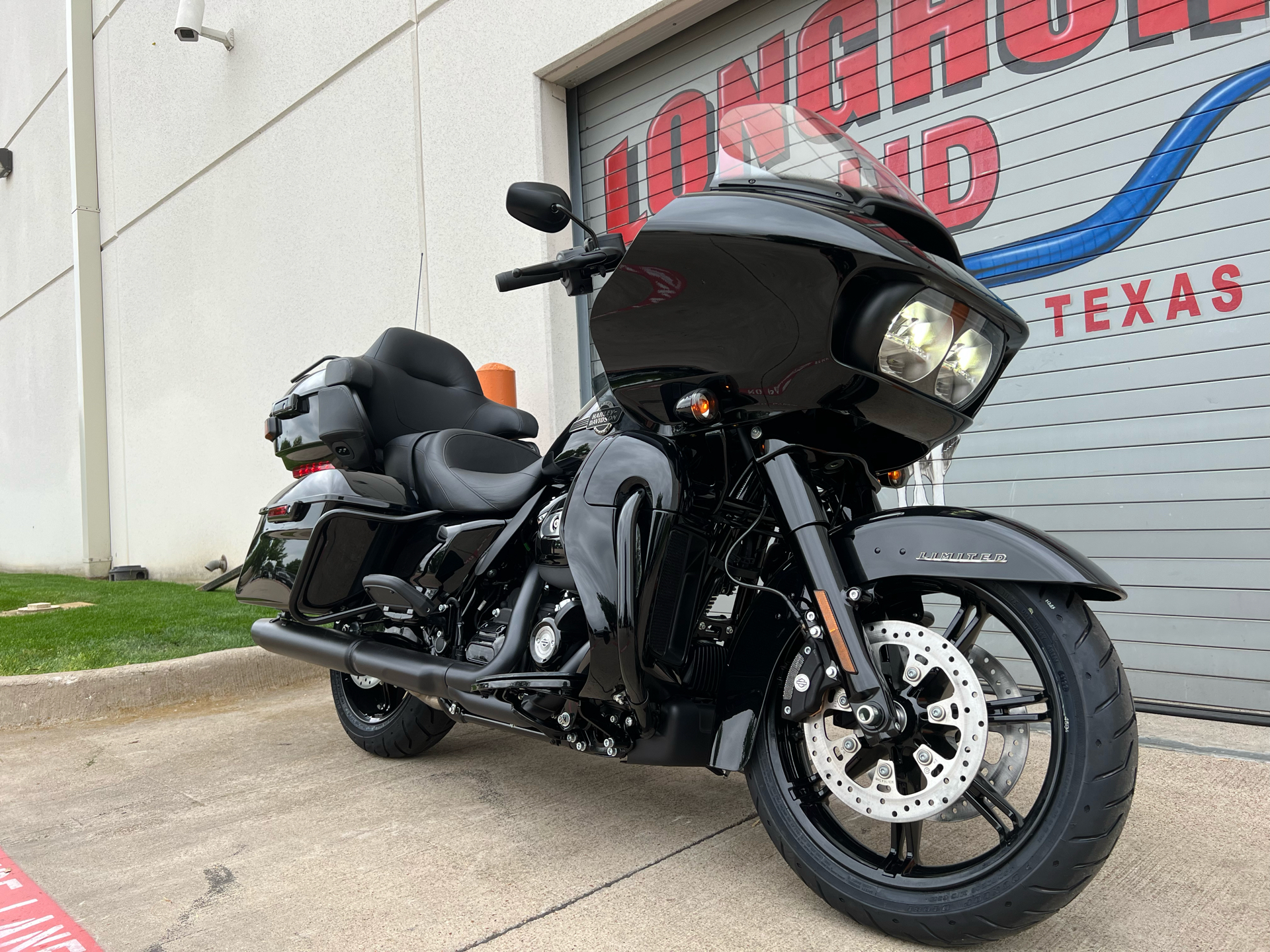 2024 Harley-Davidson Road Glide® Limited in Grand Prairie, Texas - Photo 3