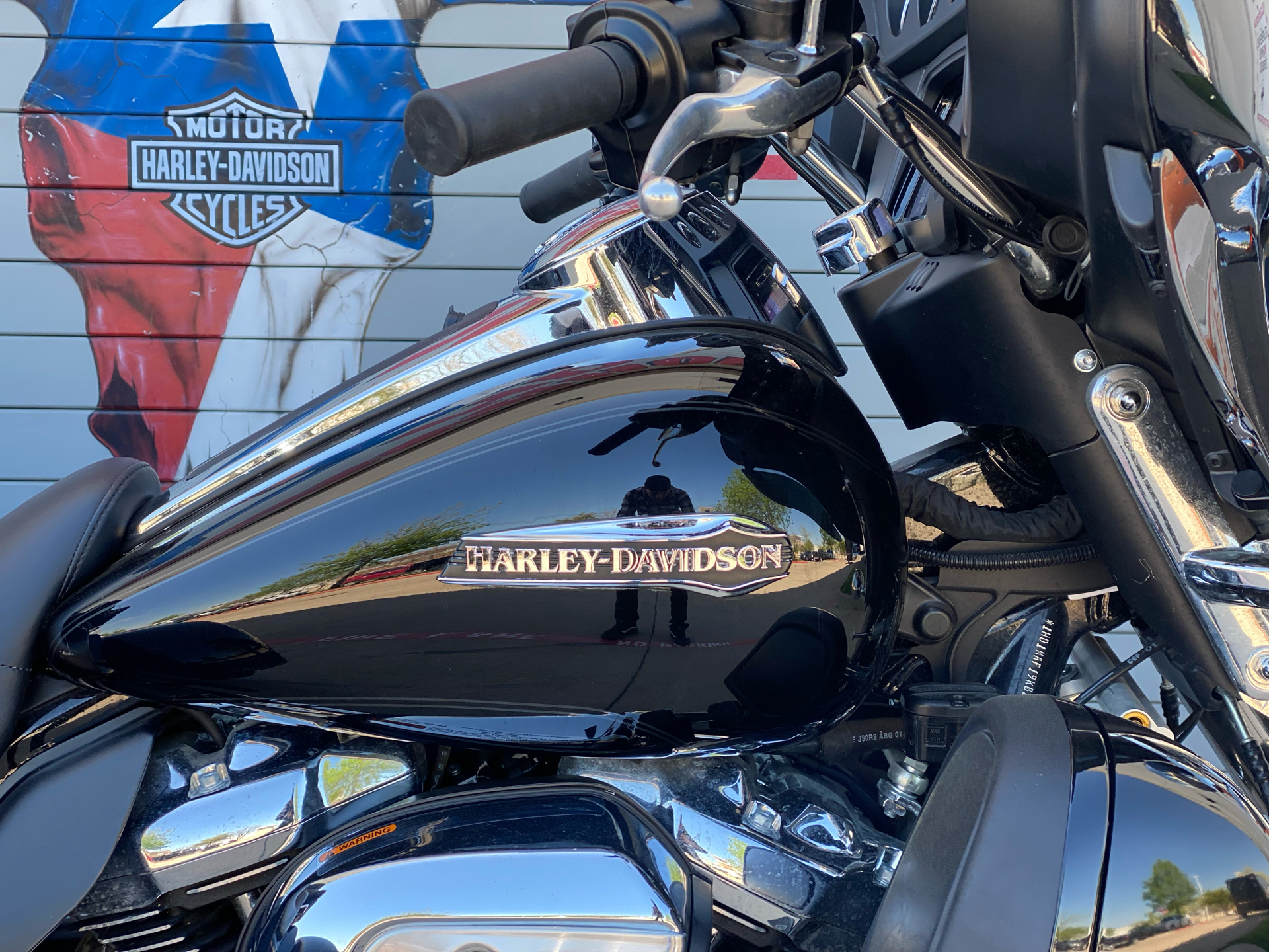 2019 Harley-Davidson Tri Glide® Ultra in Grand Prairie, Texas - Photo 6