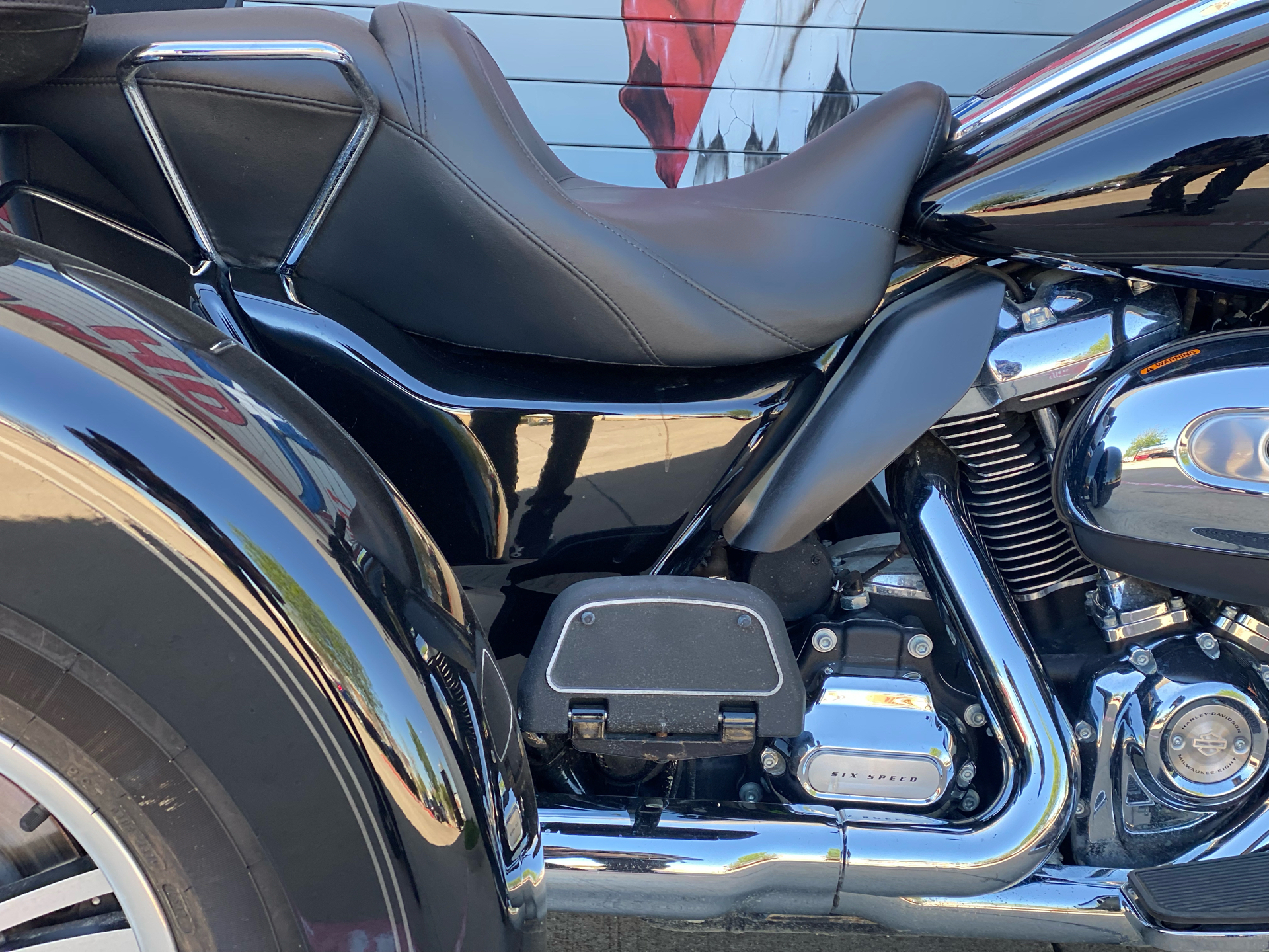2019 Harley-Davidson Tri Glide® Ultra in Grand Prairie, Texas - Photo 8