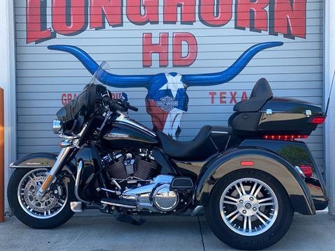 2019 Harley-Davidson Tri Glide® Ultra in Grand Prairie, Texas - Photo 15