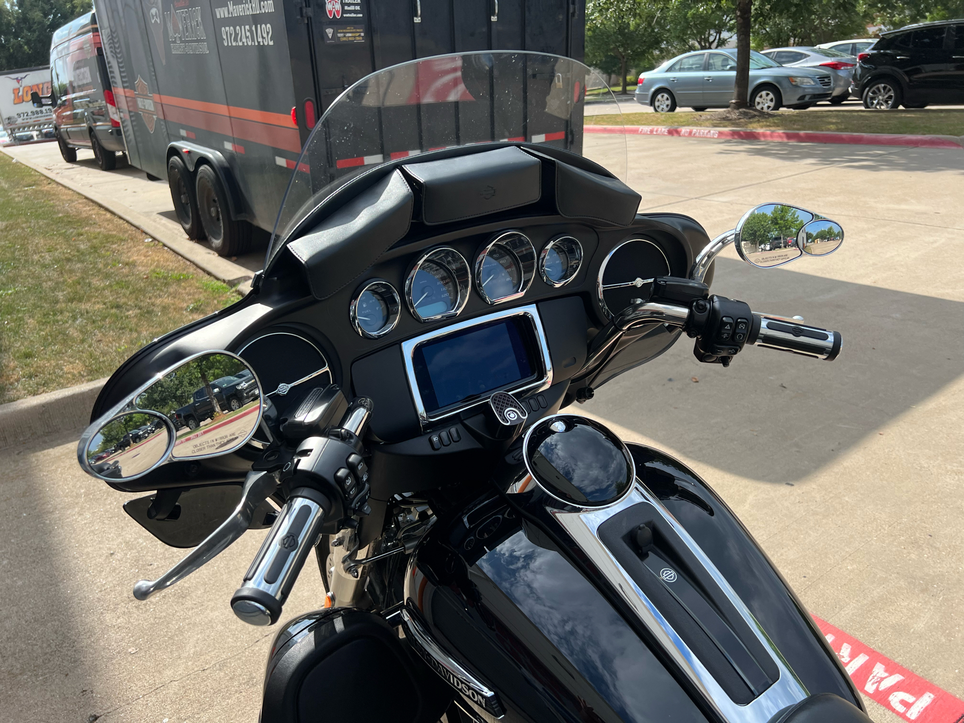 2019 Harley-Davidson Tri Glide® Ultra in Grand Prairie, Texas - Photo 7