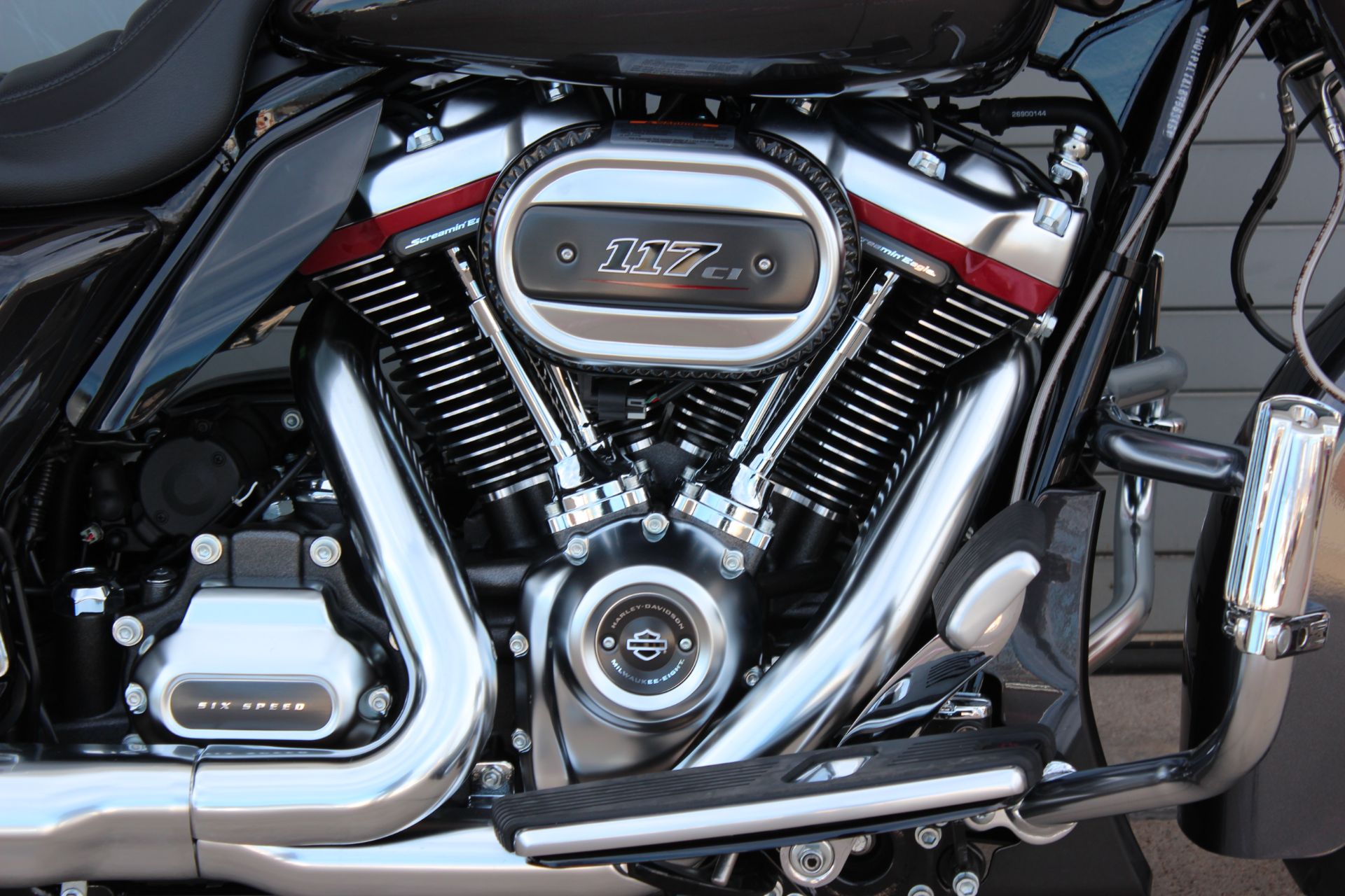 2020 Harley-Davidson CVO™ Street Glide® in Grand Prairie, Texas - Photo 7