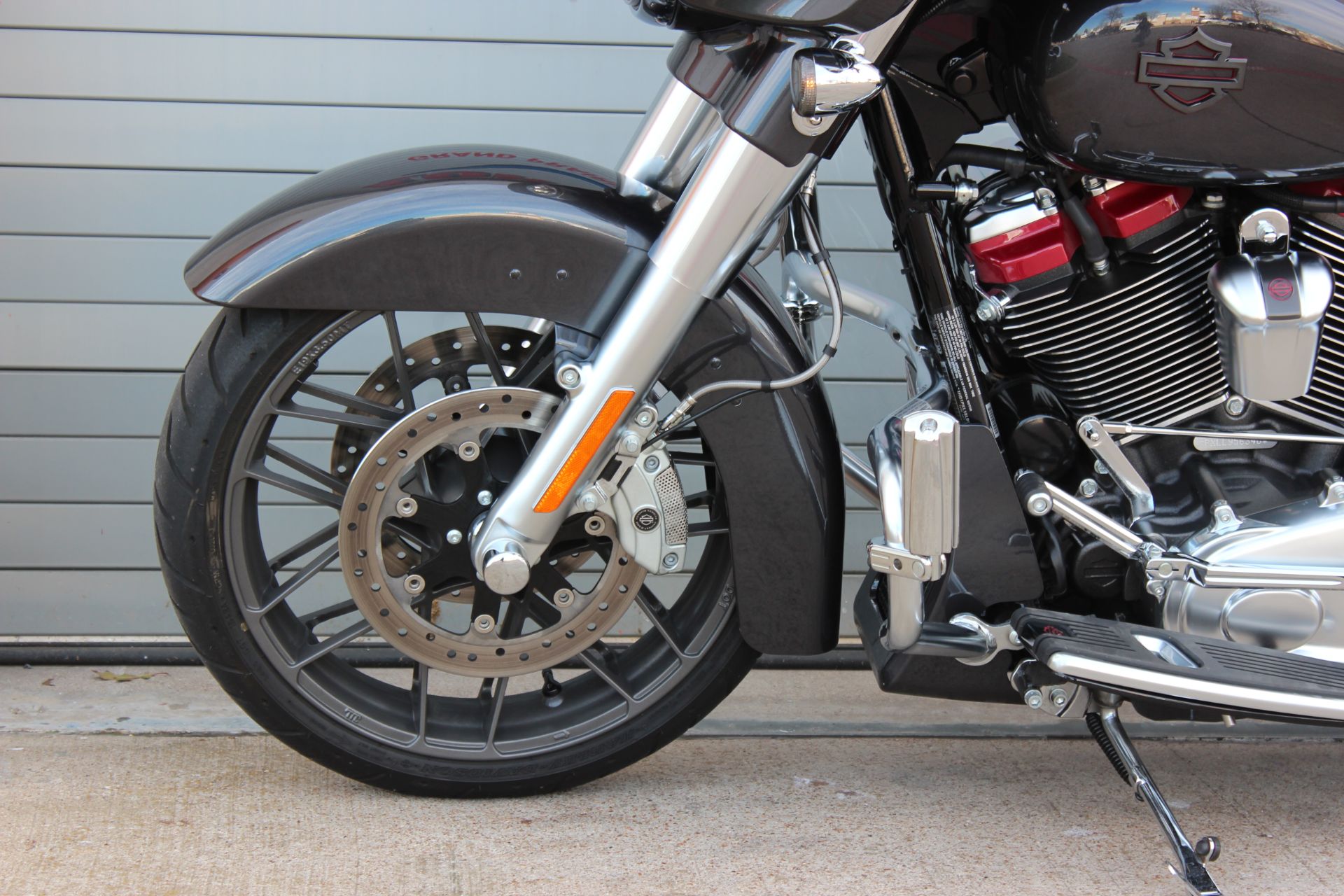 2020 Harley-Davidson CVO™ Street Glide® in Grand Prairie, Texas - Photo 14