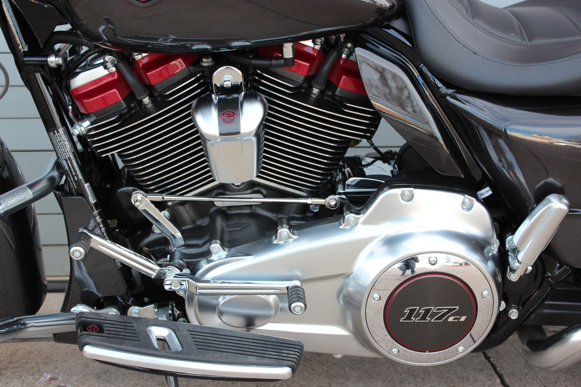 2020 Harley-Davidson CVO™ Street Glide® in Grand Prairie, Texas - Photo 18