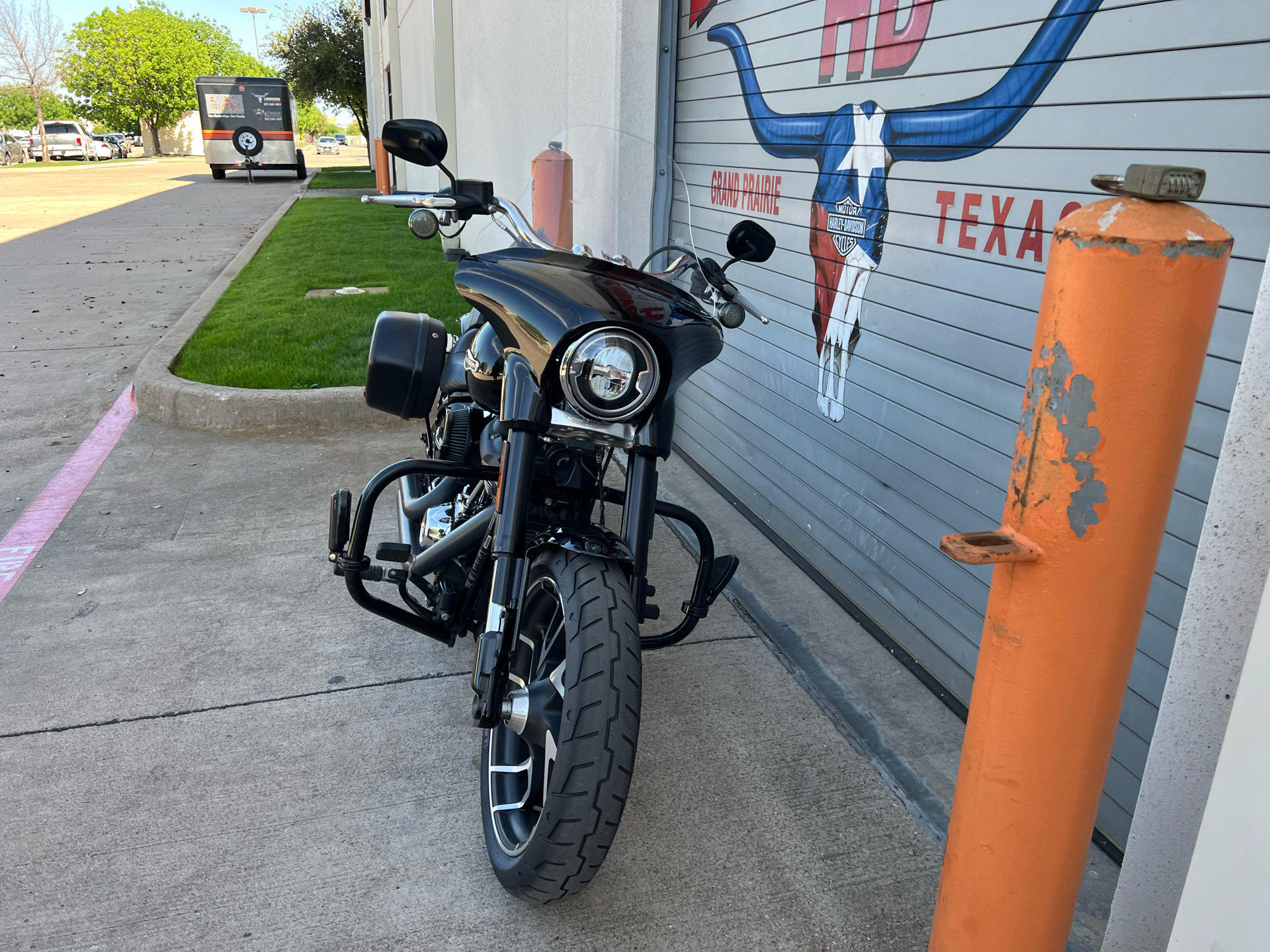 2018 Harley-Davidson Sport Glide® in Grand Prairie, Texas - Photo 4