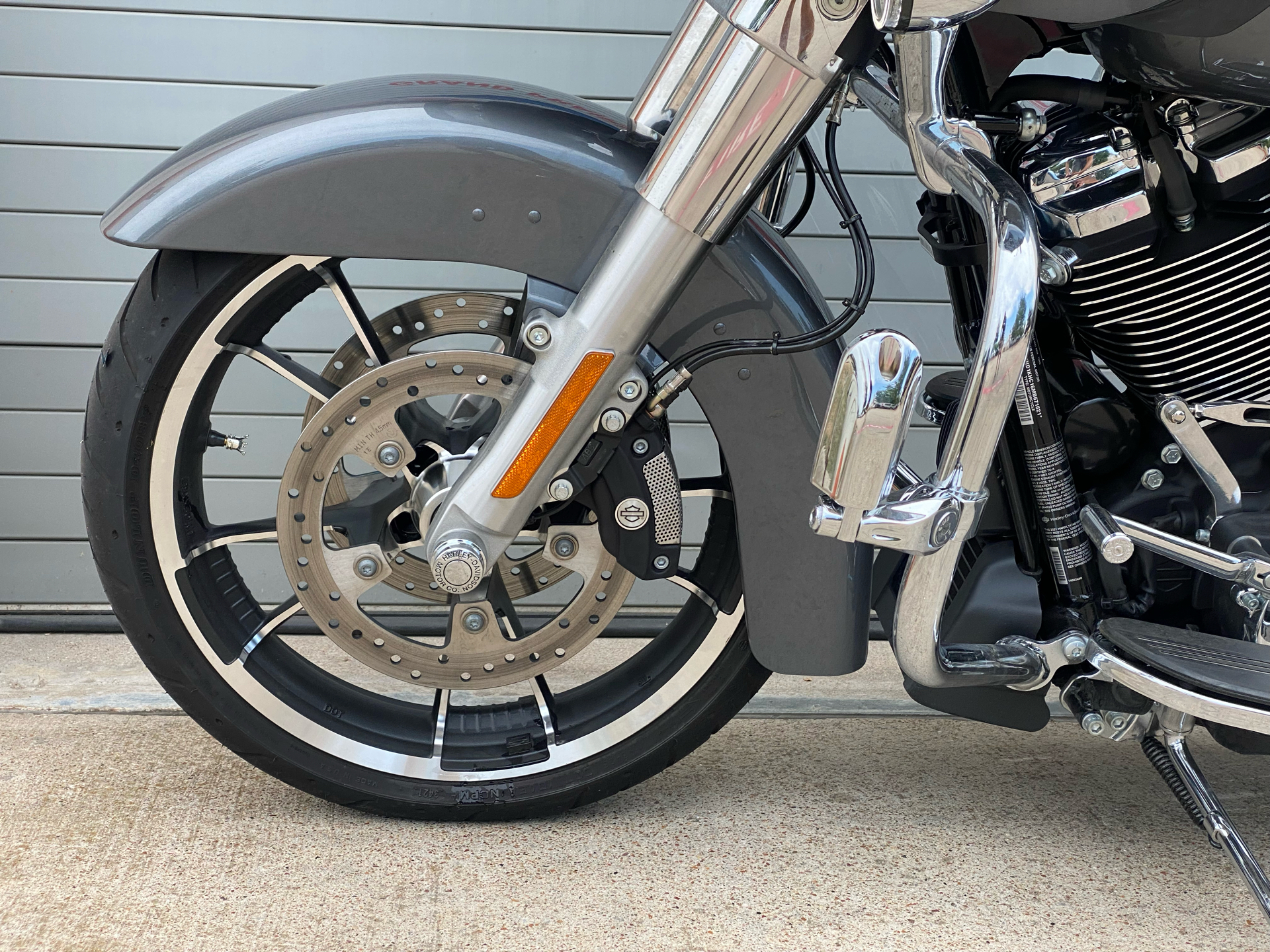 2021 Harley-Davidson Road Glide® in Grand Prairie, Texas - Photo 11