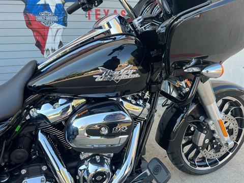 2024 Harley-Davidson Road Glide® 3 in Grand Prairie, Texas - Photo 2