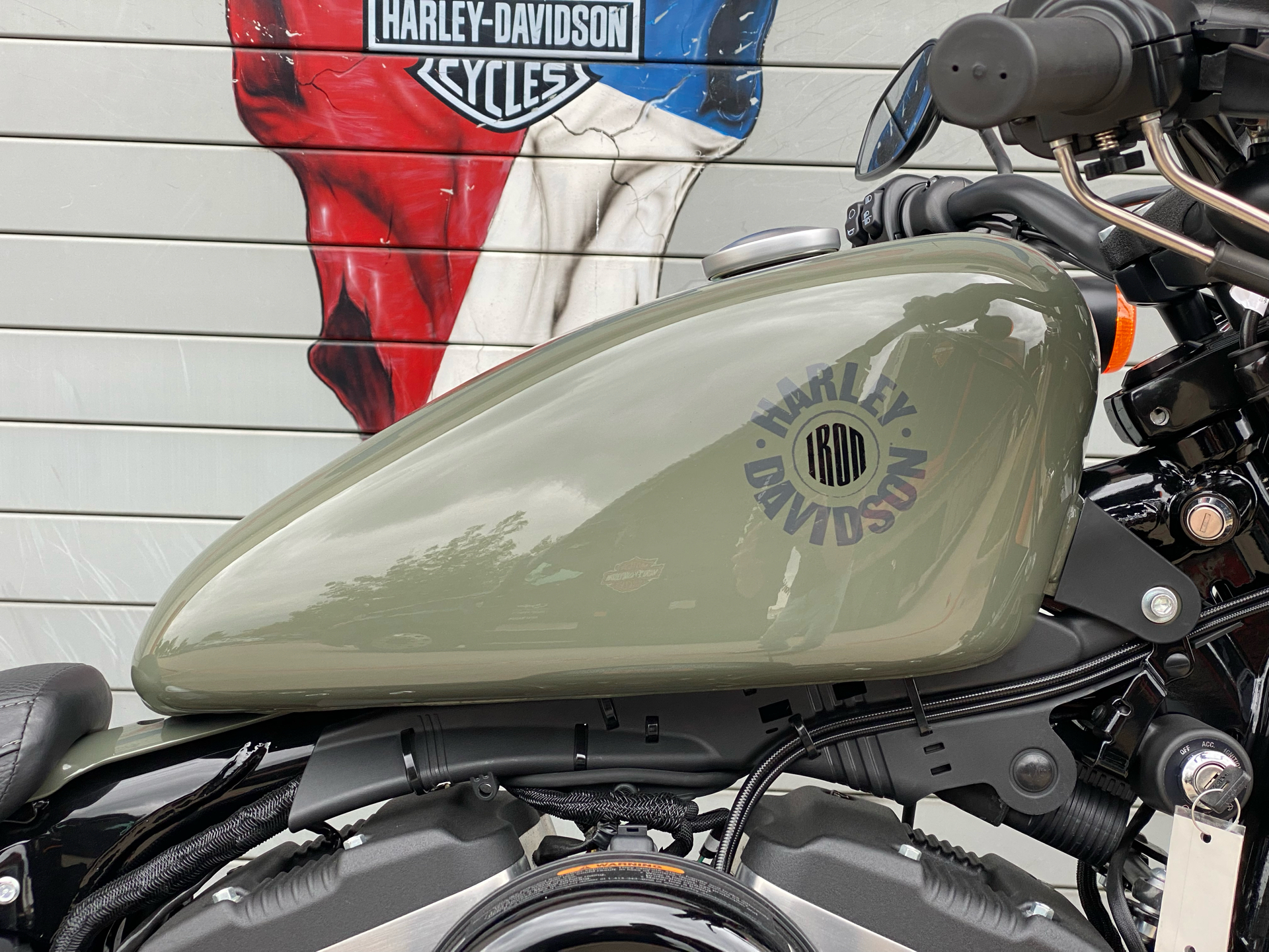 2021 Harley-Davidson Iron 883™ in Grand Prairie, Texas - Photo 5