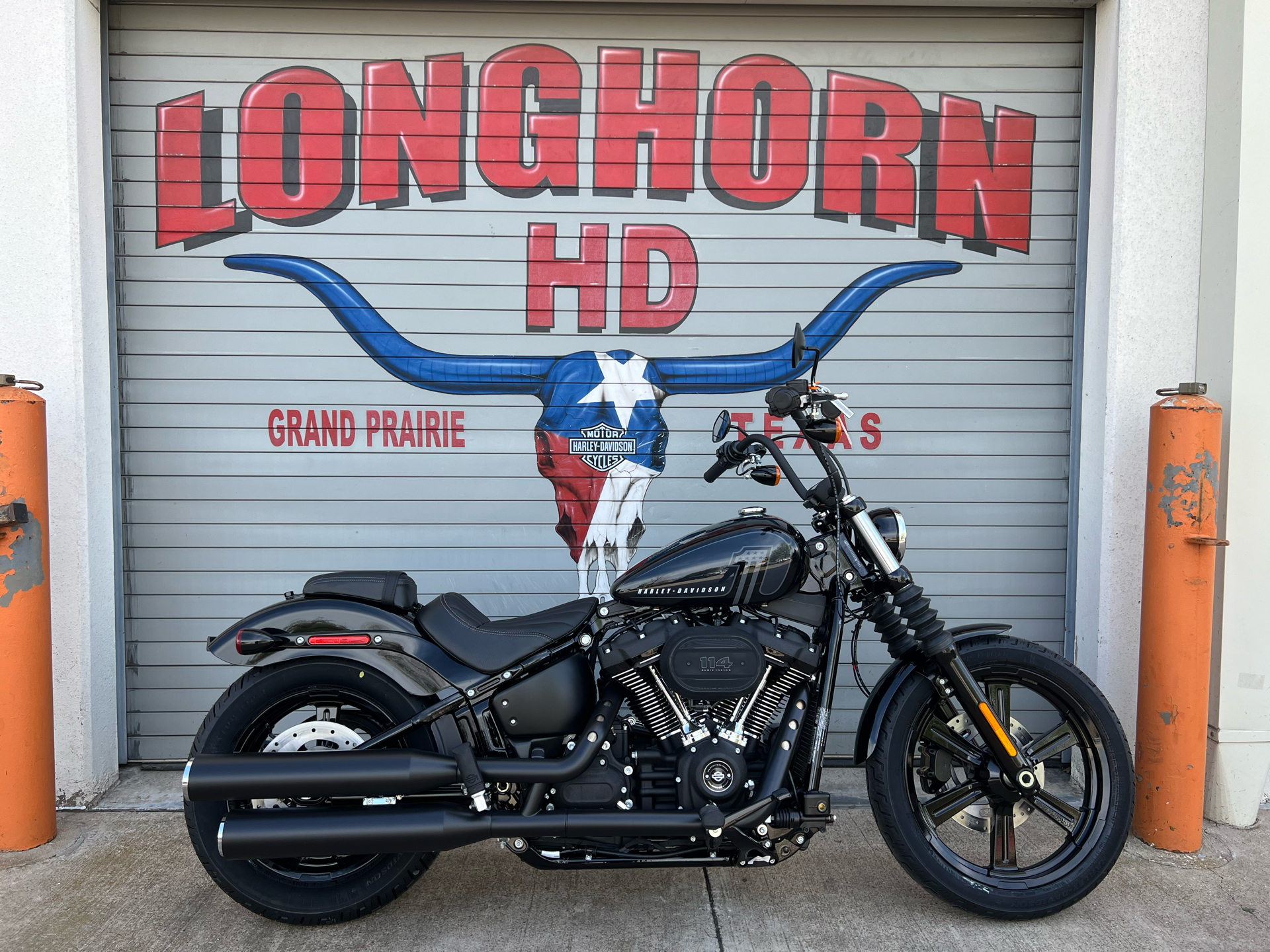2024 Harley-Davidson Street Bob® 114 in Grand Prairie, Texas - Photo 1