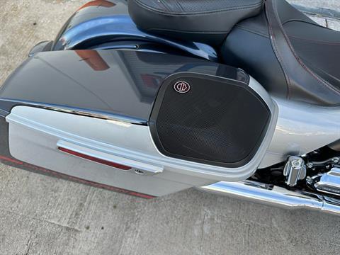 2019 Harley-Davidson CVO™ Street Glide® in Grand Prairie, Texas - Photo 8
