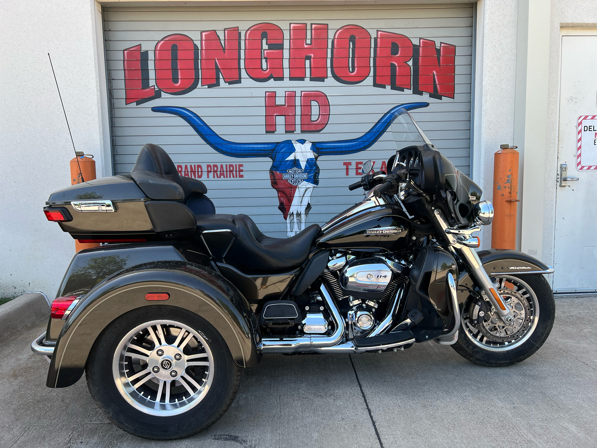 2020 Harley-Davidson Tri Glide® Ultra in Grand Prairie, Texas - Photo 1