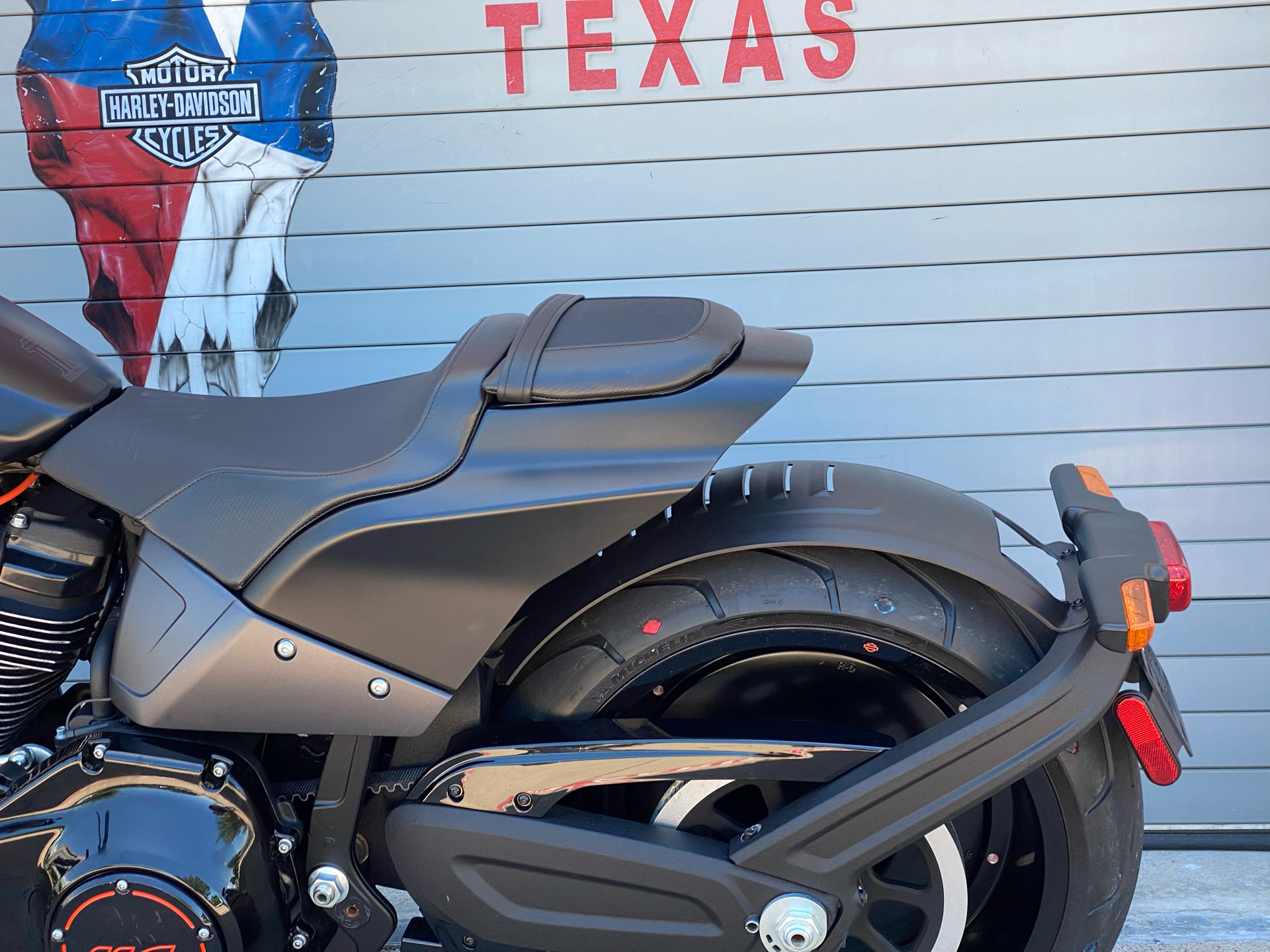 2019 Harley-Davidson FXDR™ 114 in Grand Prairie, Texas - Photo 13