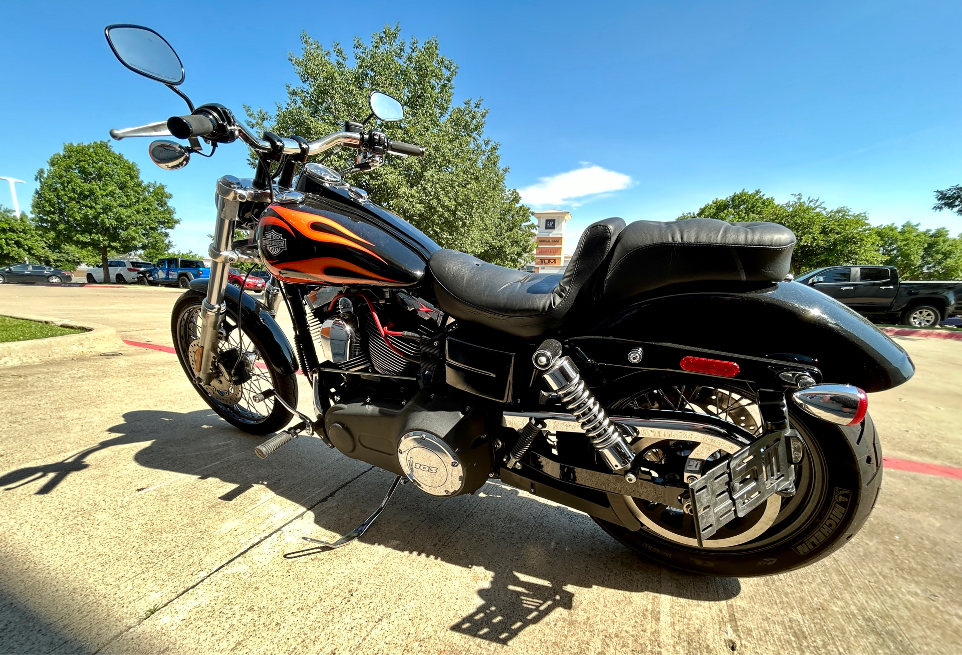 2013 Harley-Davidson Dyna® Wide Glide® in Grand Prairie, Texas - Photo 5