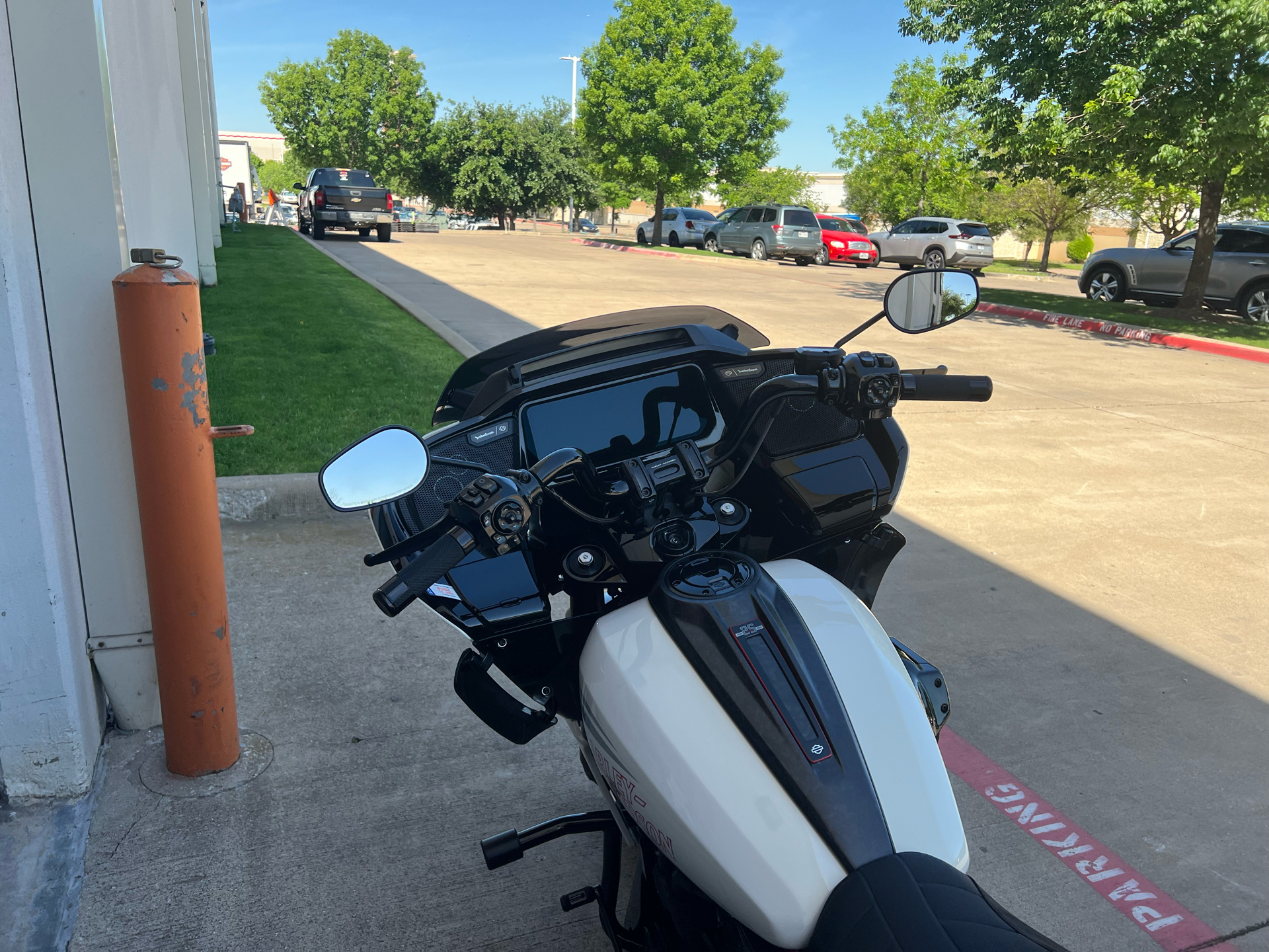 2024 Harley-Davidson CVO™ Road Glide® ST in Grand Prairie, Texas - Photo 9