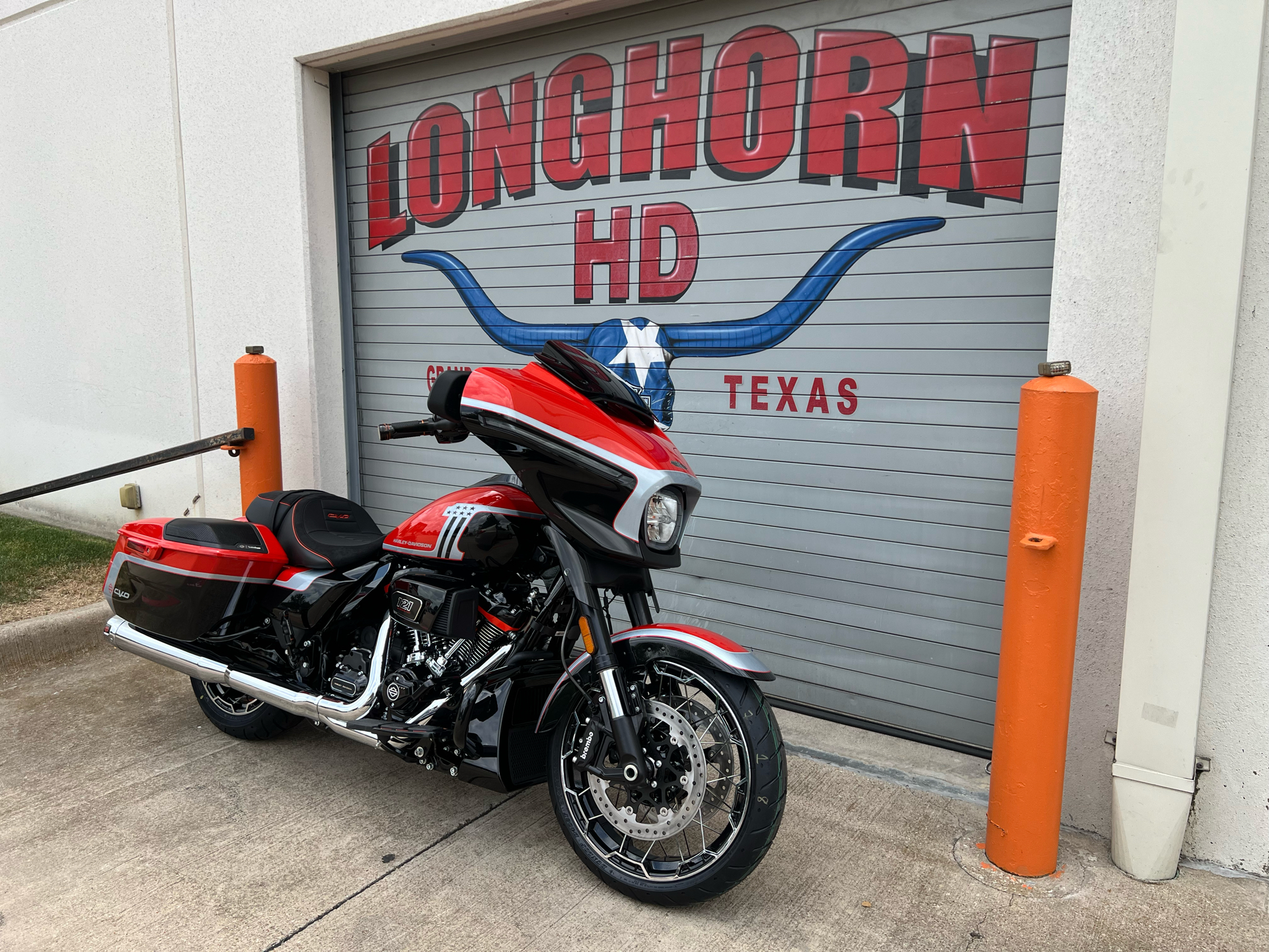 2024 Harley-Davidson CVO™ Street Glide® in Grand Prairie, Texas - Photo 4