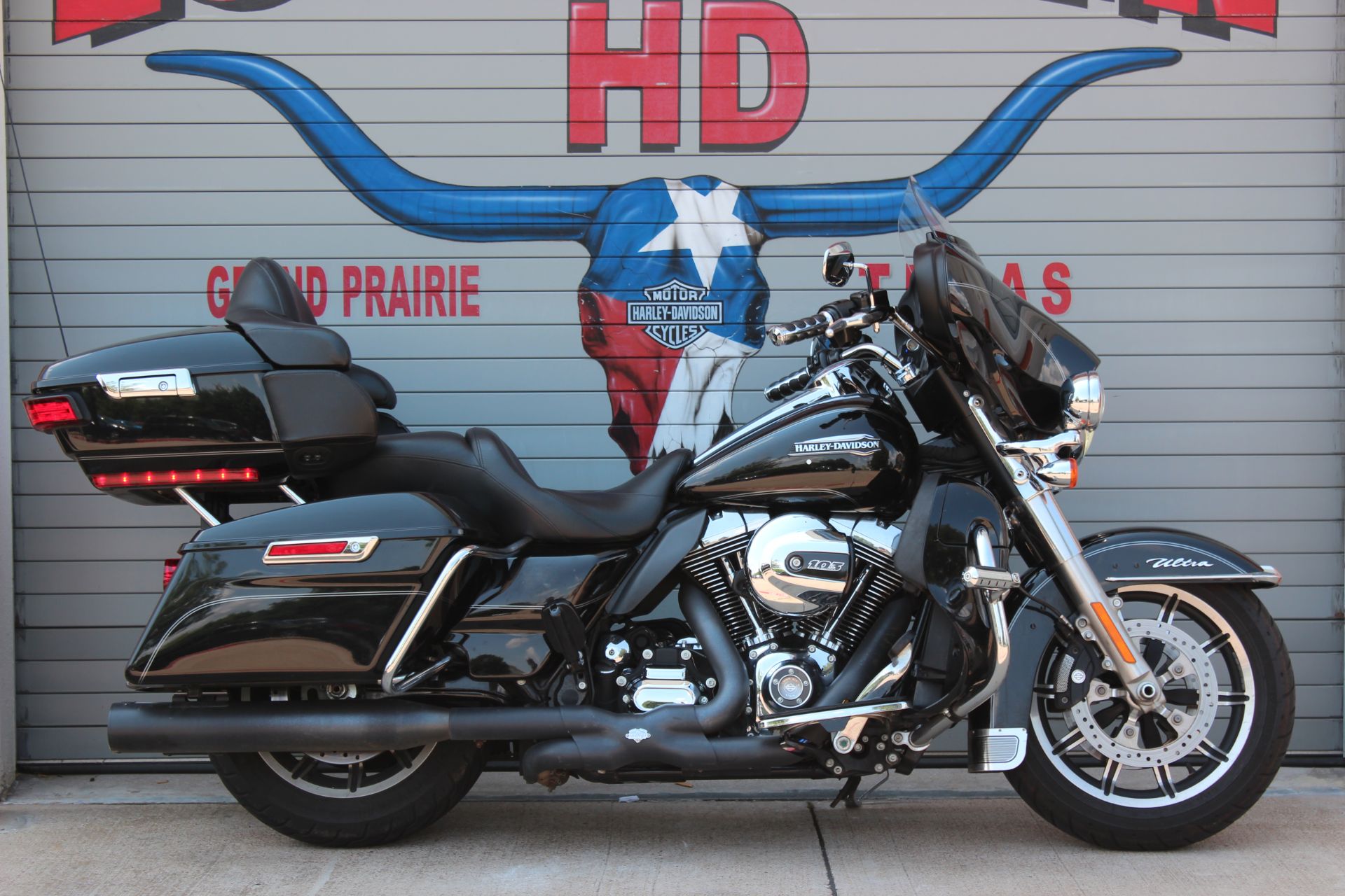 2015 Harley-Davidson Electra Glide® Ultra Classic® Low in Grand Prairie, Texas - Photo 3