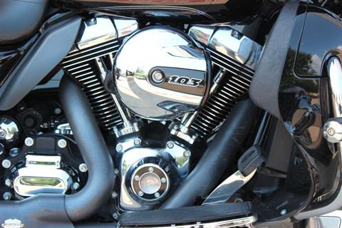 2015 Harley-Davidson Electra Glide® Ultra Classic® Low in Grand Prairie, Texas - Photo 7