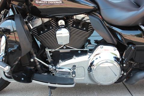 2015 Harley-Davidson Electra Glide® Ultra Classic® Low in Grand Prairie, Texas - Photo 20