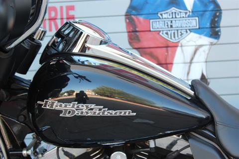 2013 Harley-Davidson Street Glide® in Grand Prairie, Texas - Photo 16