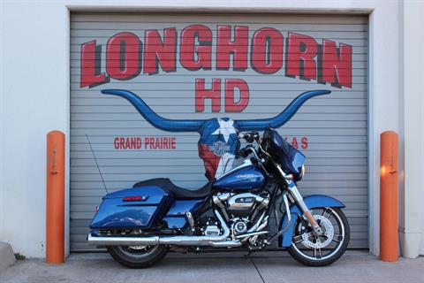 2017 Harley-Davidson Street Glide® Special in Grand Prairie, Texas - Photo 1