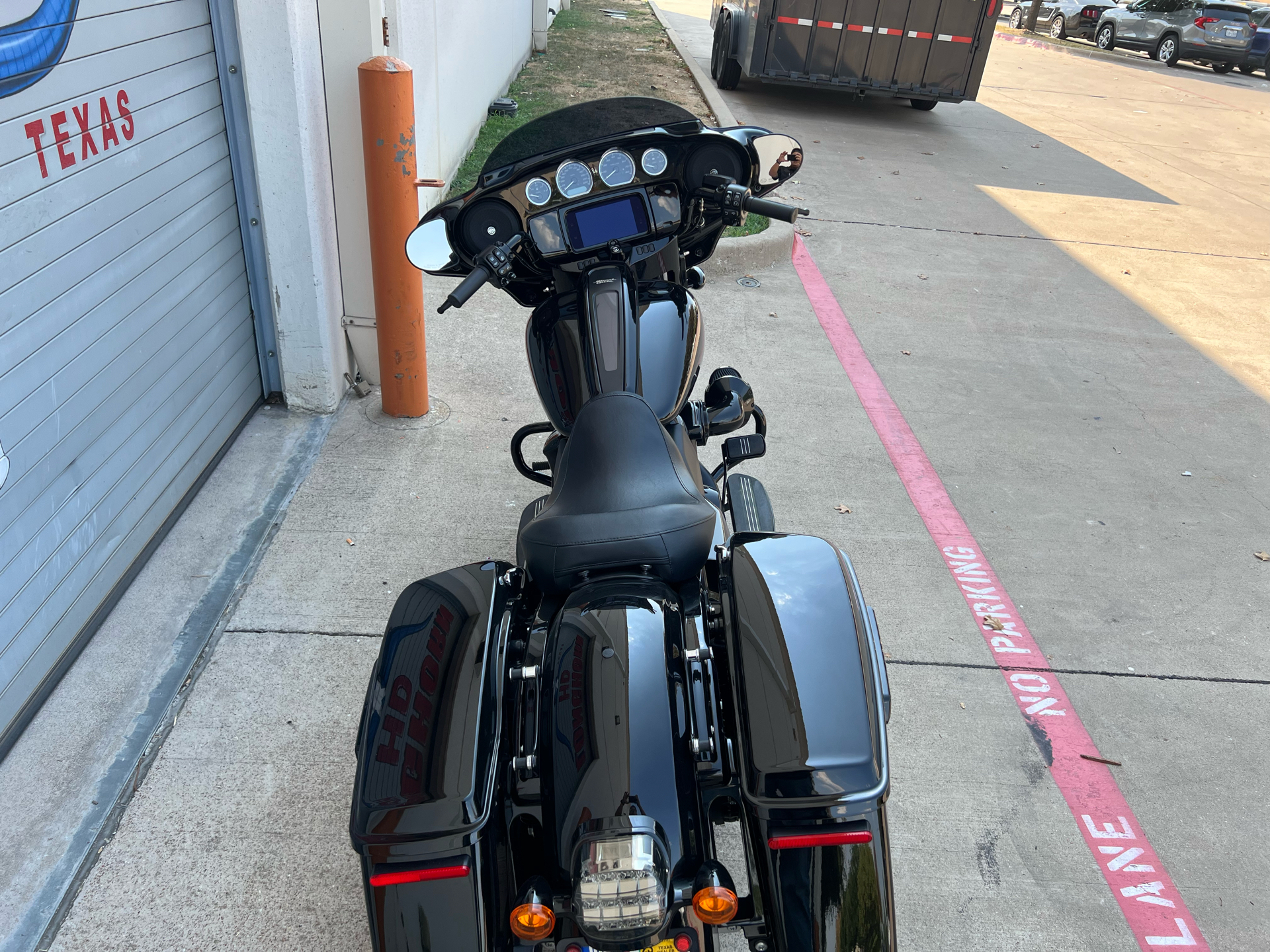 2022 Harley-Davidson Street Glide® ST in Grand Prairie, Texas - Photo 5