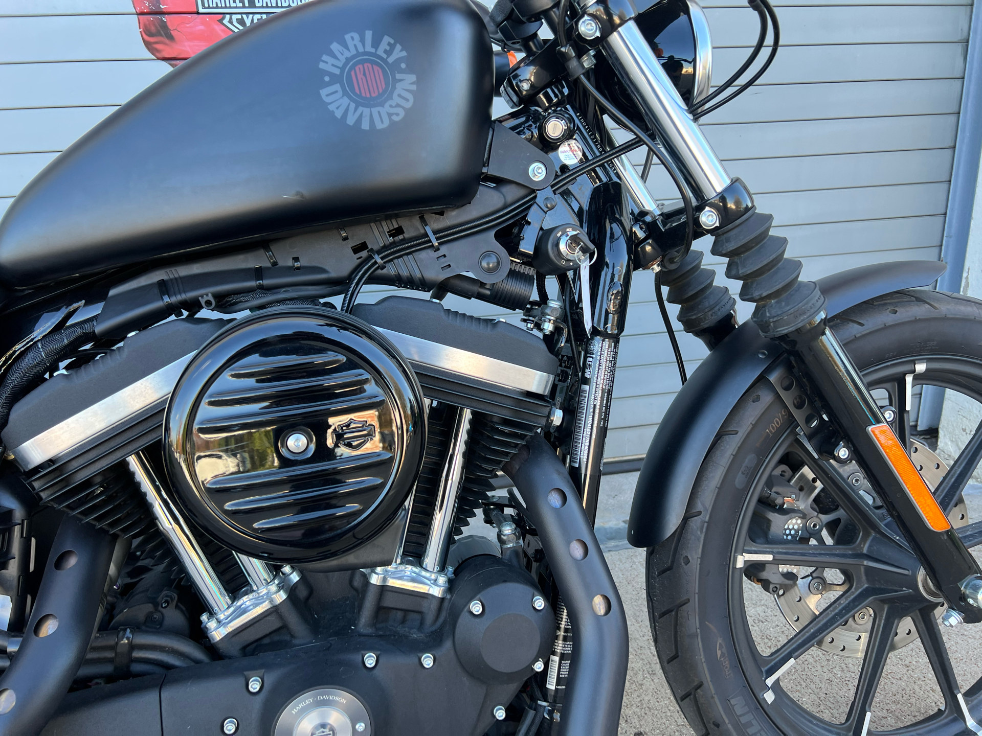2022 Harley-Davidson Iron 883™ in Grand Prairie, Texas - Photo 2