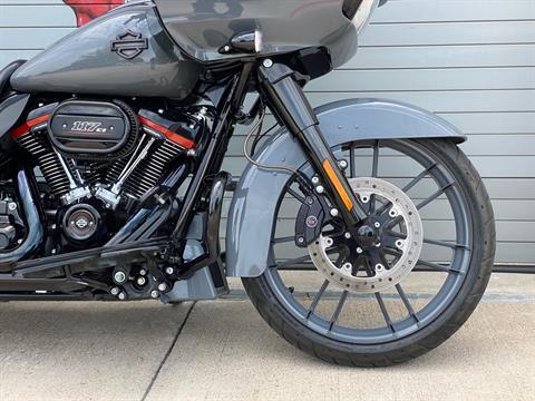 2018 Harley-Davidson CVO™ Road Glide® in Grand Prairie, Texas - Photo 4