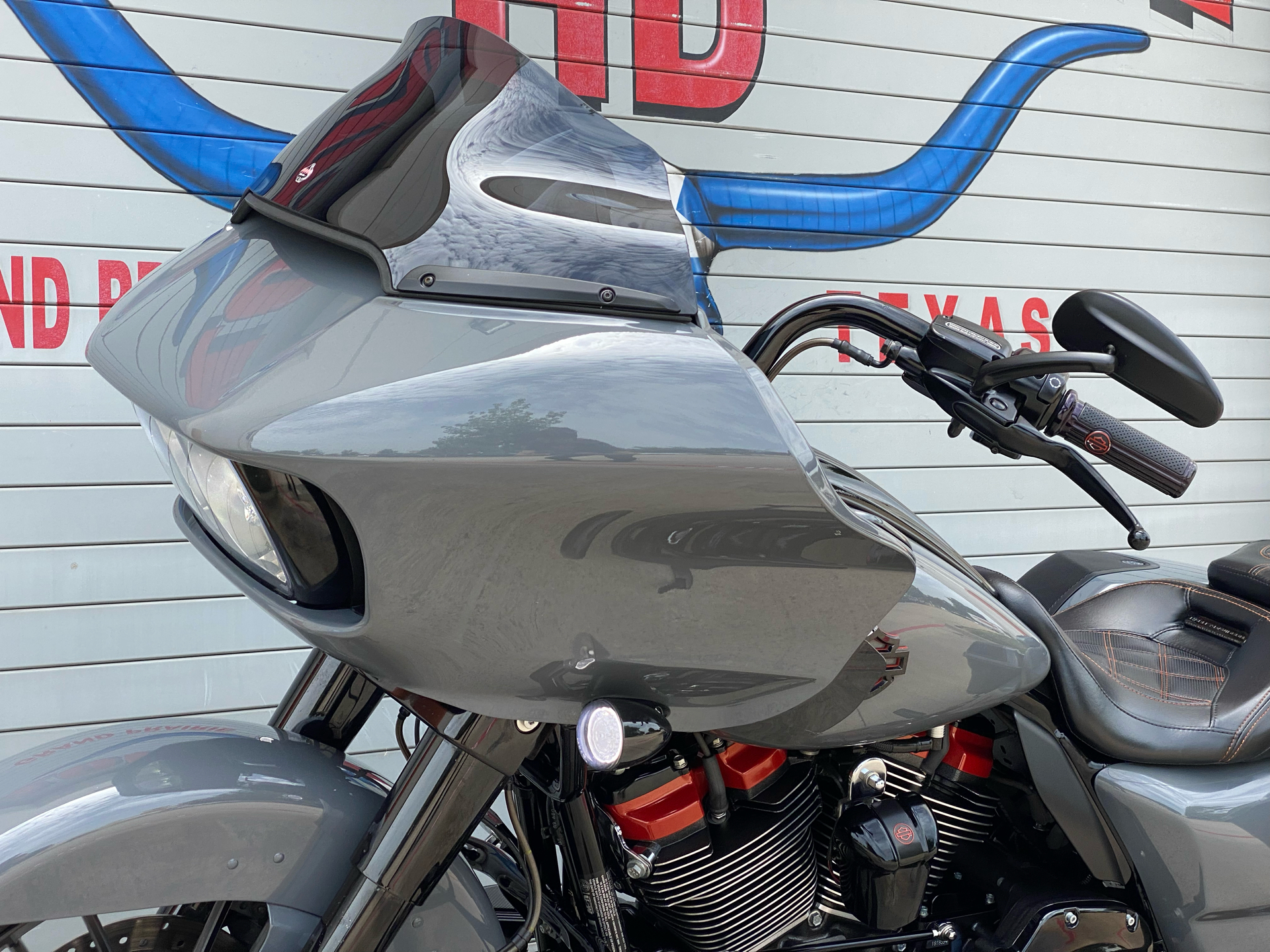 2018 Harley-Davidson CVO™ Road Glide® in Grand Prairie, Texas - Photo 13