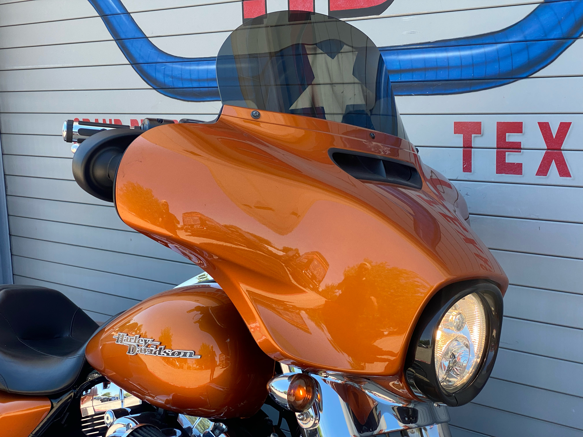 2014 Harley-Davidson Street Glide® in Grand Prairie, Texas - Photo 2
