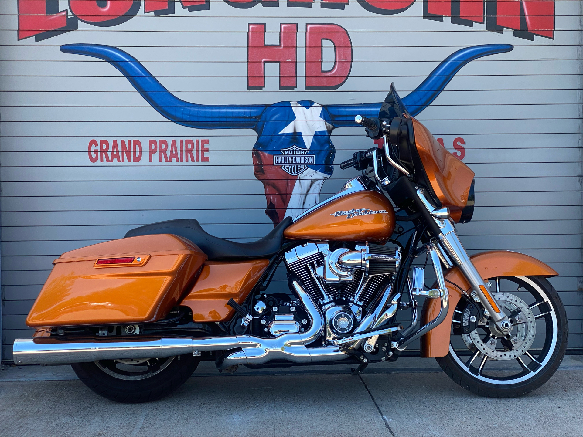 2014 Harley-Davidson Street Glide® in Grand Prairie, Texas - Photo 3