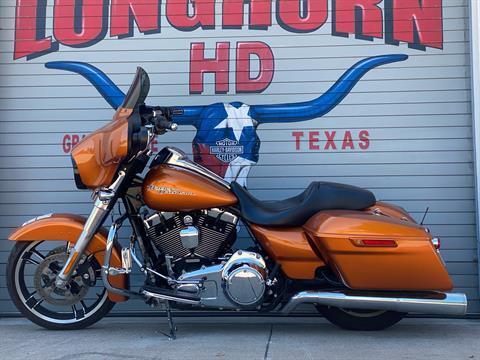 2014 Harley-Davidson Street Glide® in Grand Prairie, Texas - Photo 11