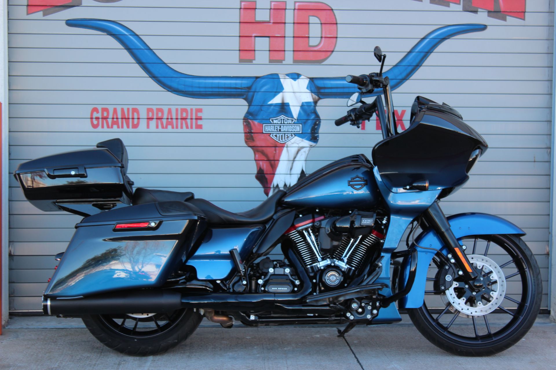2019 Harley-Davidson CVO™ Road Glide® in Grand Prairie, Texas - Photo 3