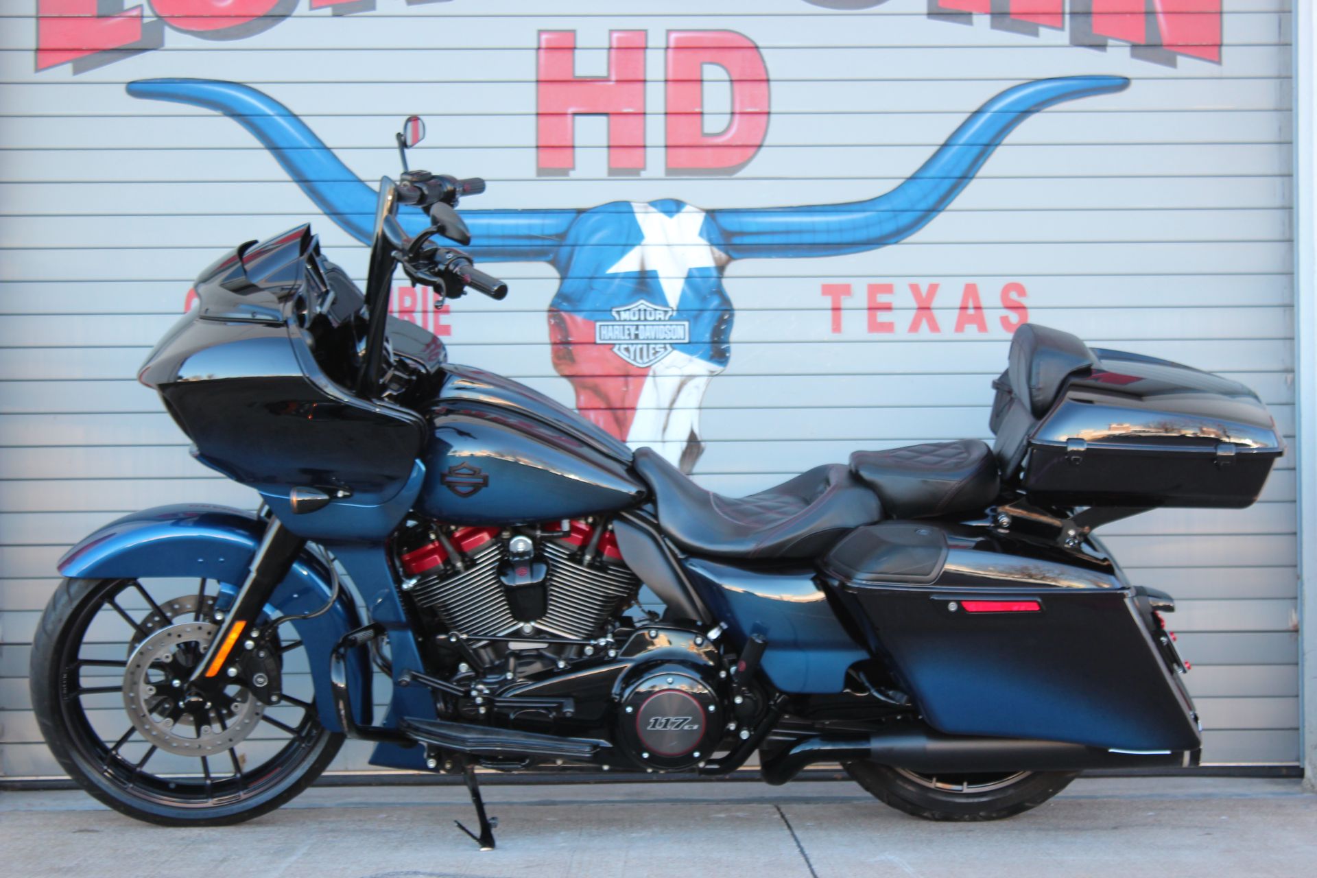 2019 Harley-Davidson CVO™ Road Glide® in Grand Prairie, Texas - Photo 15