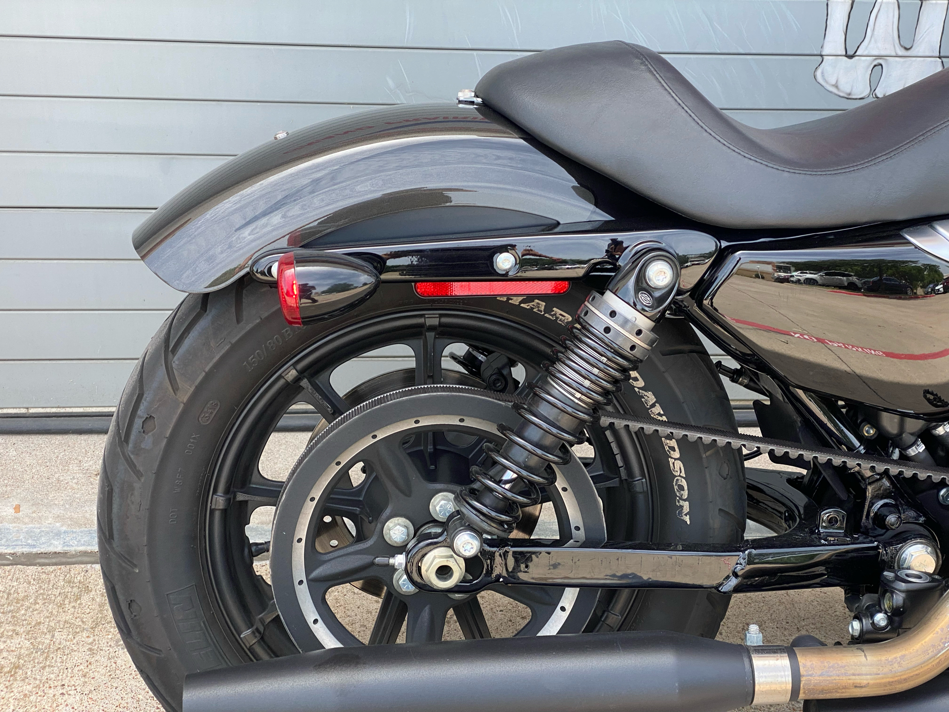 2019 Harley-Davidson Iron 883™ in Grand Prairie, Texas - Photo 8