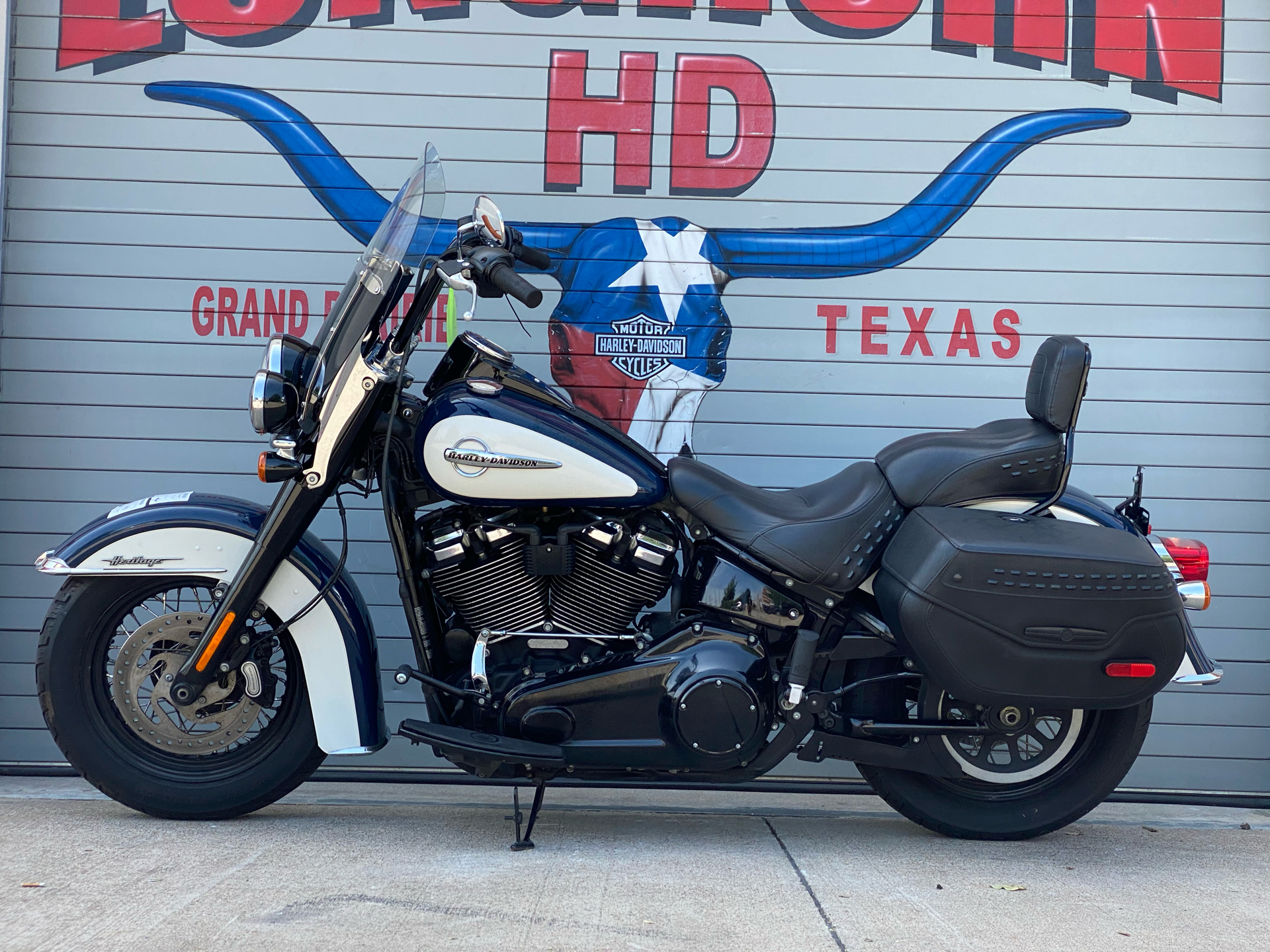 2019 Harley-Davidson Heritage Classic 107 in Grand Prairie, Texas - Photo 11