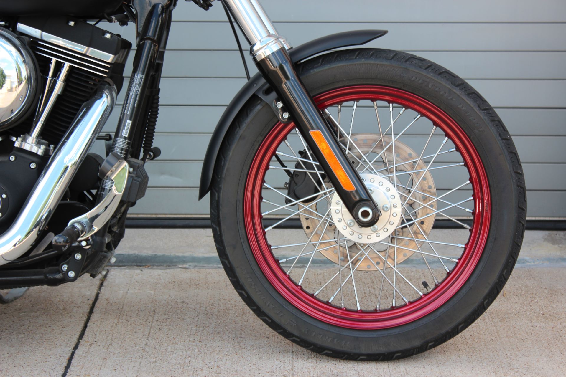 2013 Harley-Davidson Dyna® Street Bob® in Grand Prairie, Texas - Photo 4
