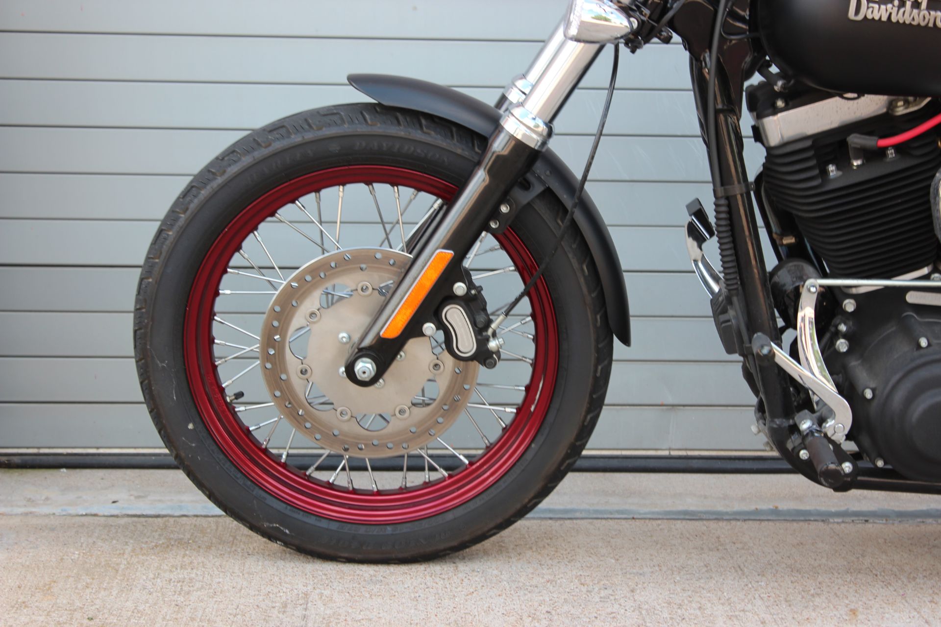 2013 Harley-Davidson Dyna® Street Bob® in Grand Prairie, Texas - Photo 14