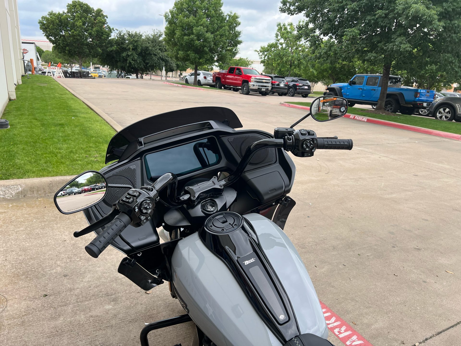 2024 Harley-Davidson Road Glide® in Grand Prairie, Texas - Photo 7