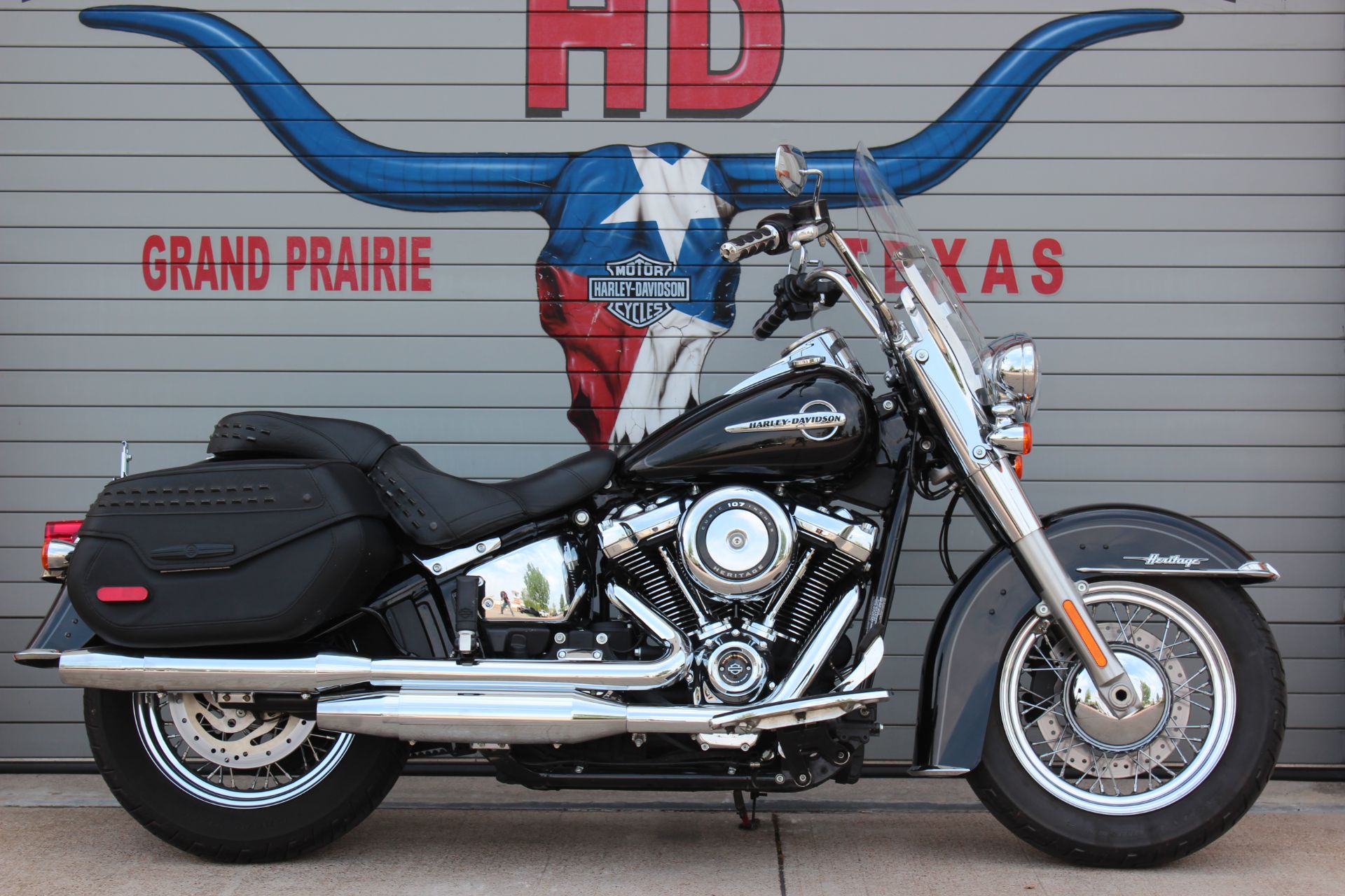 2020 Harley-Davidson Heritage Classic in Grand Prairie, Texas - Photo 3