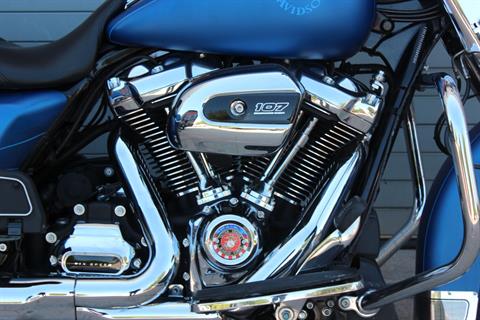 2017 Harley-Davidson Road King® in Grand Prairie, Texas - Photo 7