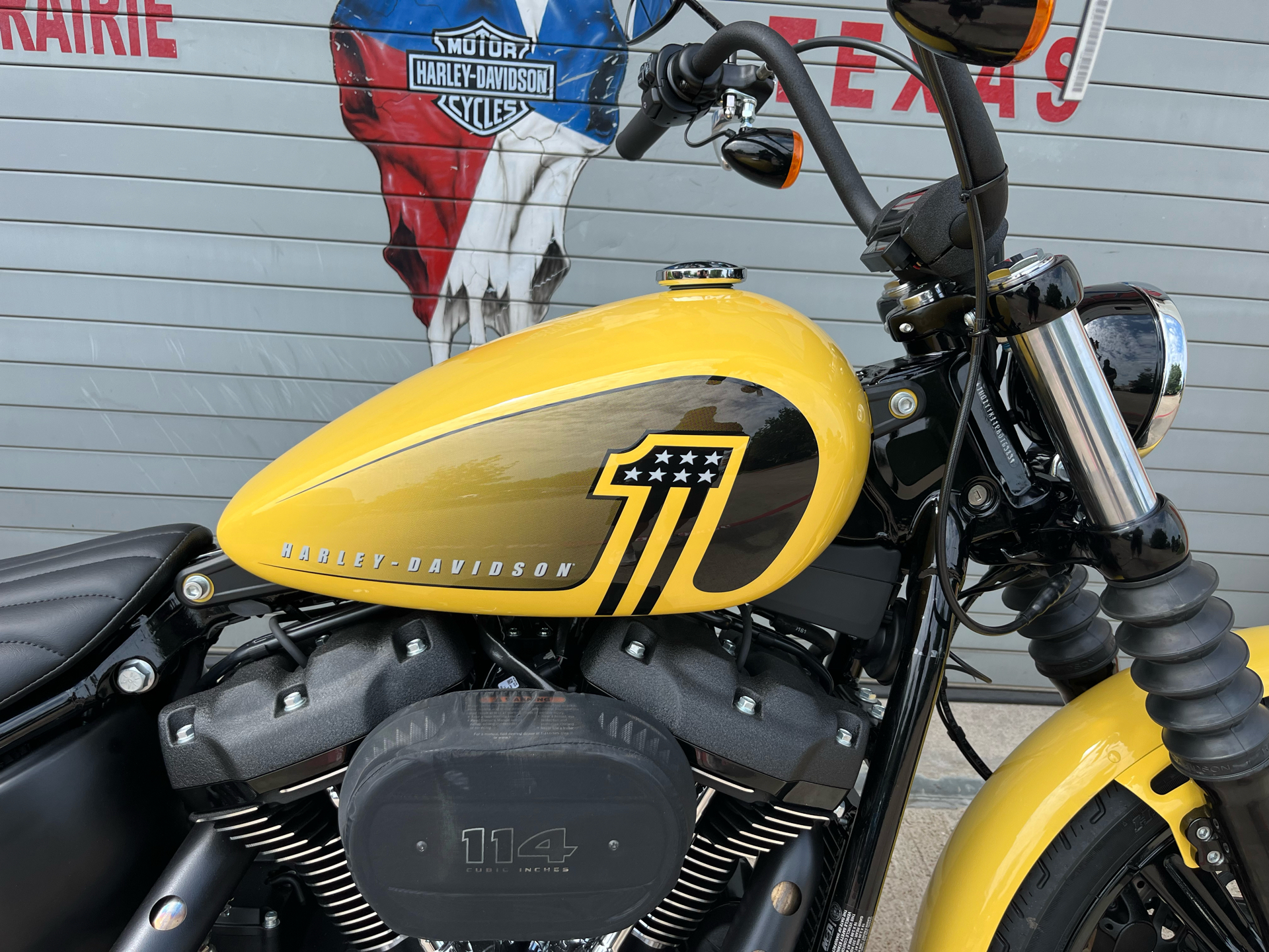 2023 Harley-Davidson Street Bob® 114 in Grand Prairie, Texas - Photo 9