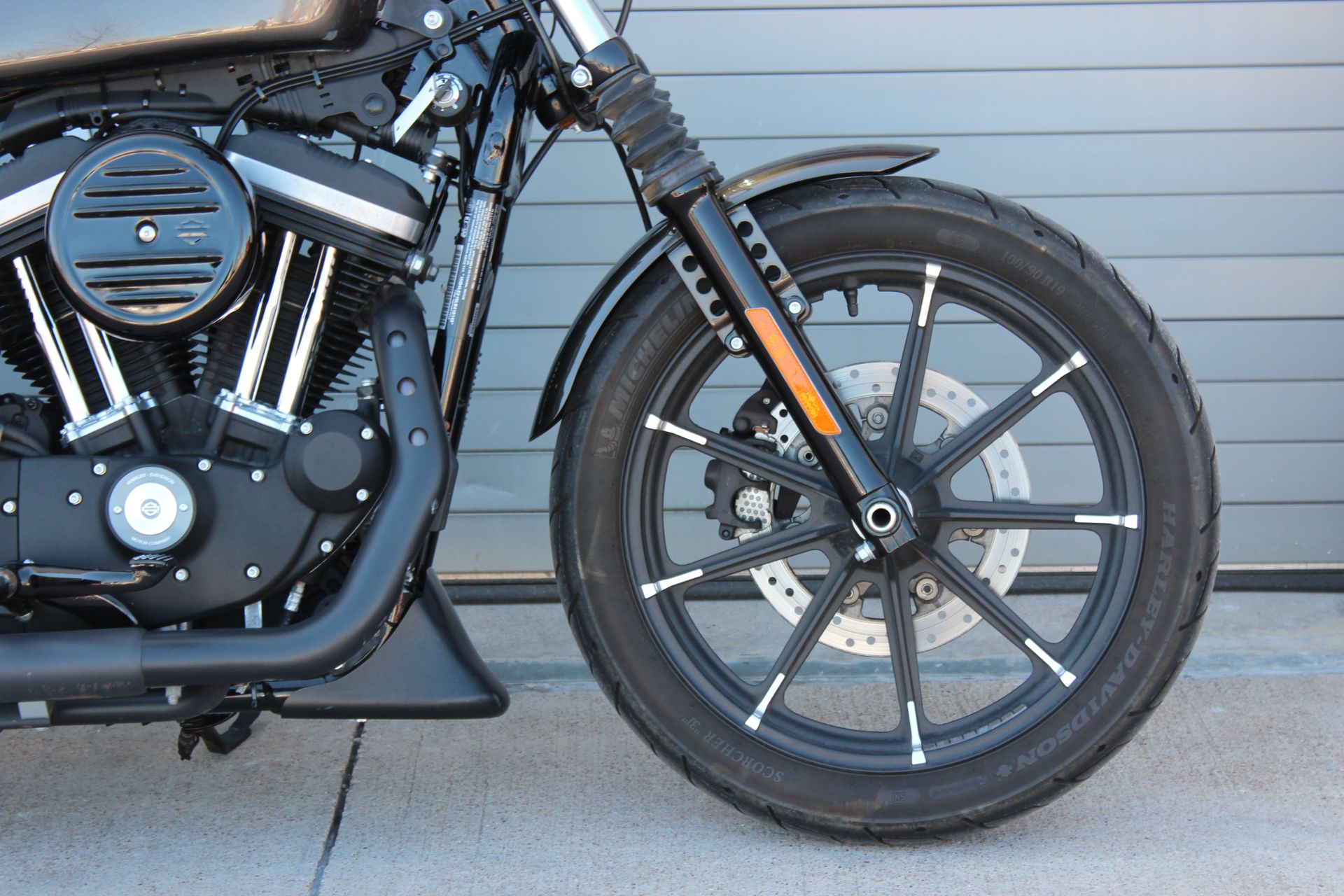 2020 Harley-Davidson Iron 883™ in Grand Prairie, Texas - Photo 4