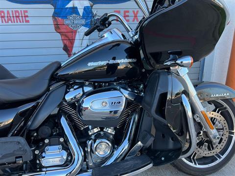 2021 Harley-Davidson Road Glide® Limited in Grand Prairie, Texas - Photo 2