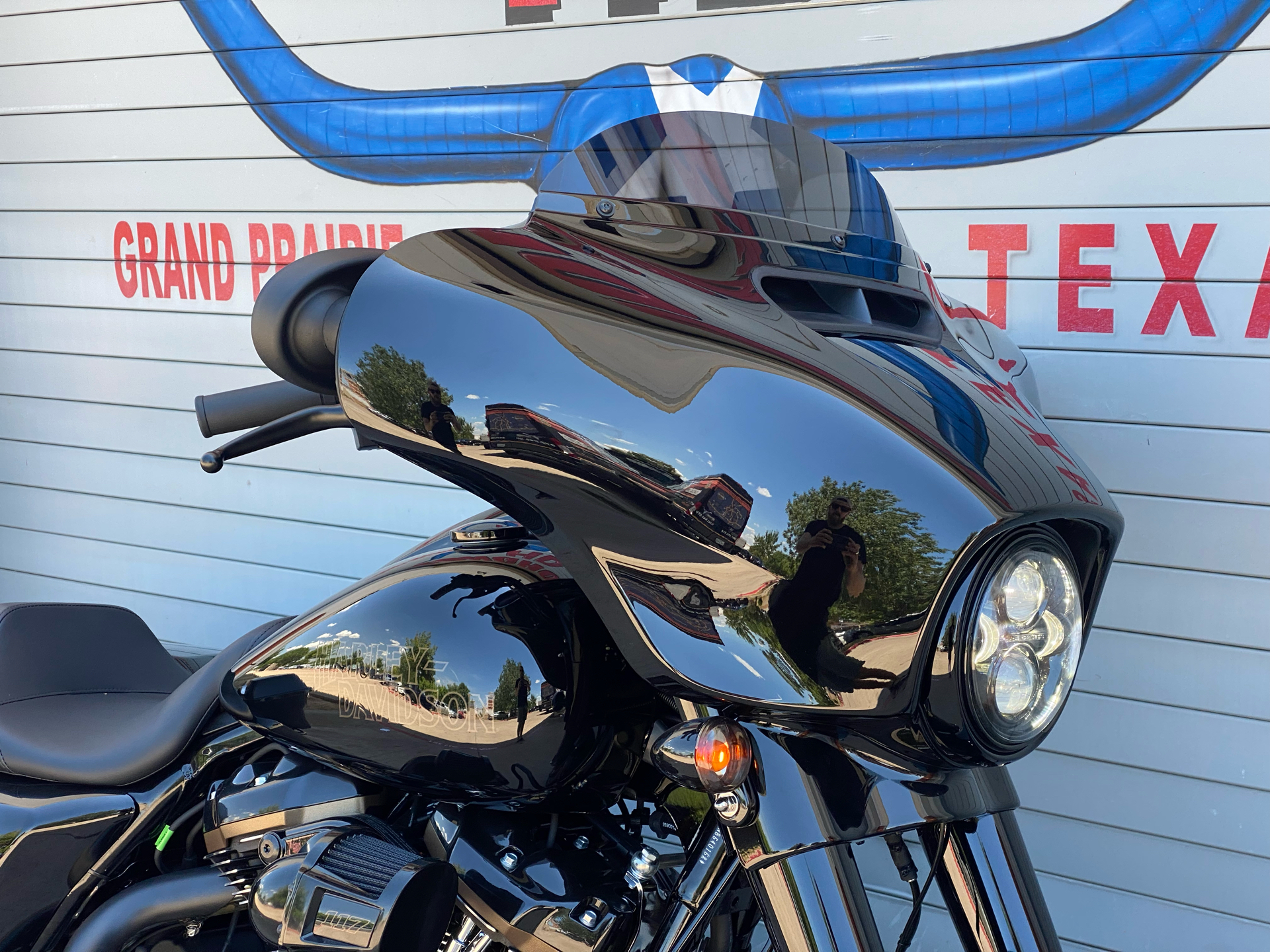 2022 Harley-Davidson Road Glide® ST in Grand Prairie, Texas - Photo 2